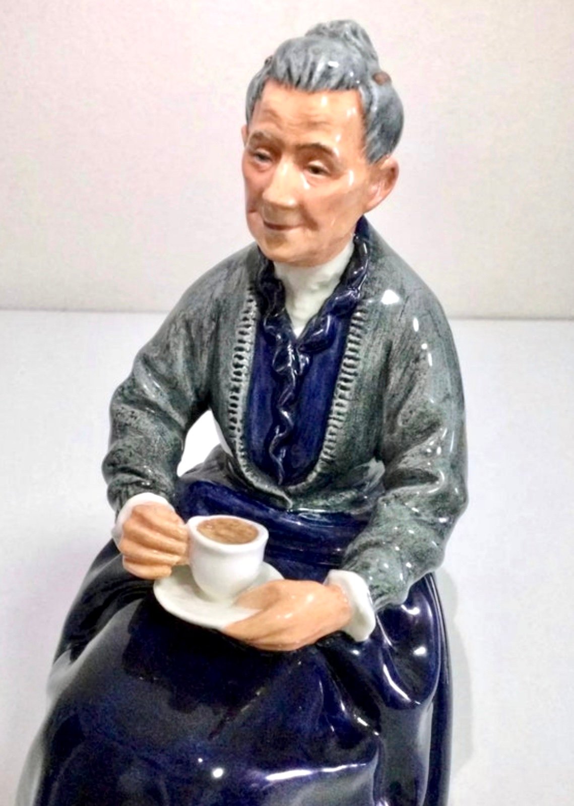 Vintage Royal Doulton Figurine “The Cup Of Tea” HN2322 - 1963