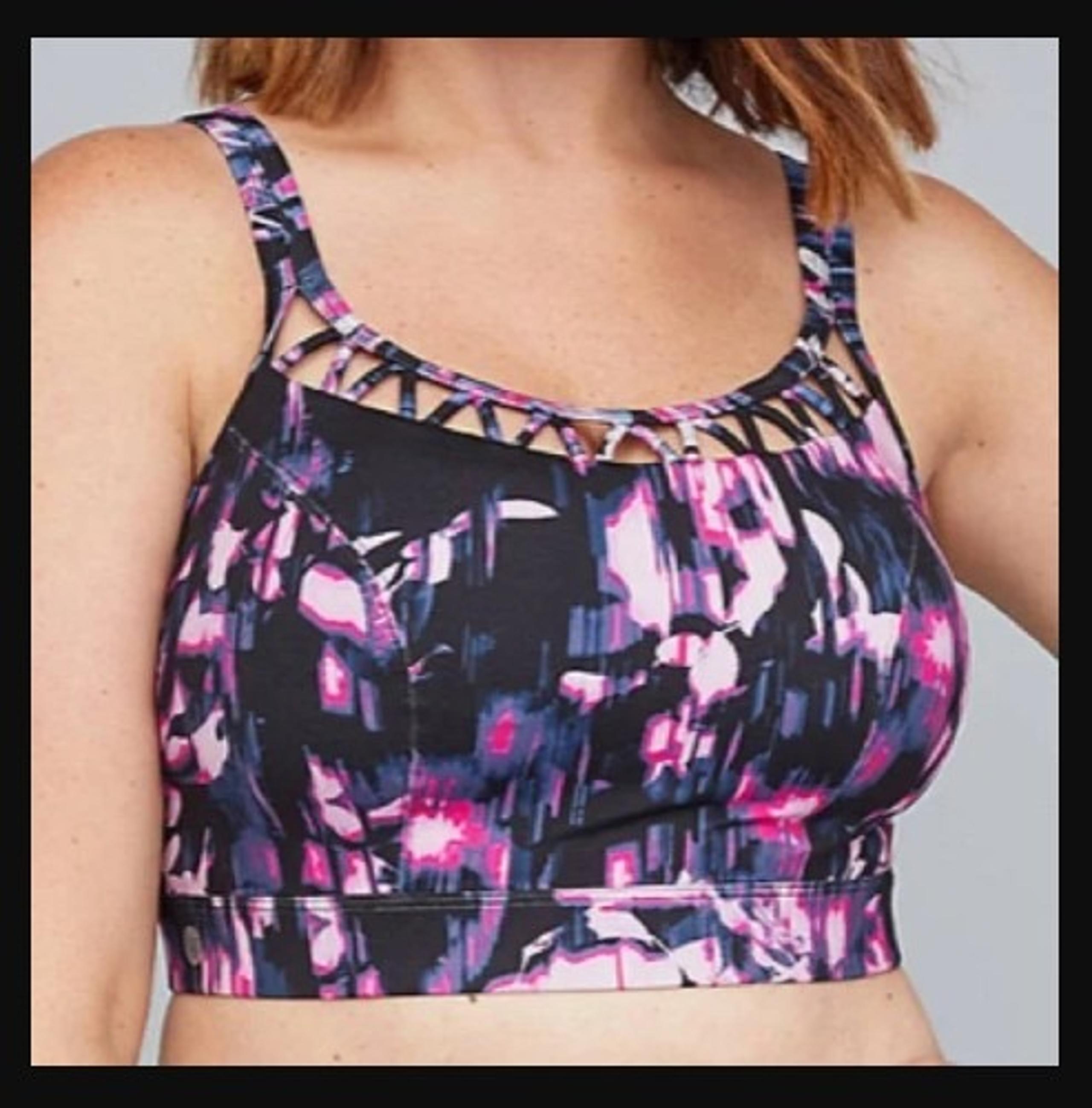 Lane Bryant LIVI Active Low Impact Caged Scoop Neck Active Sports Bra Size 22