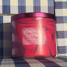Perfect in pink 3-wick candle