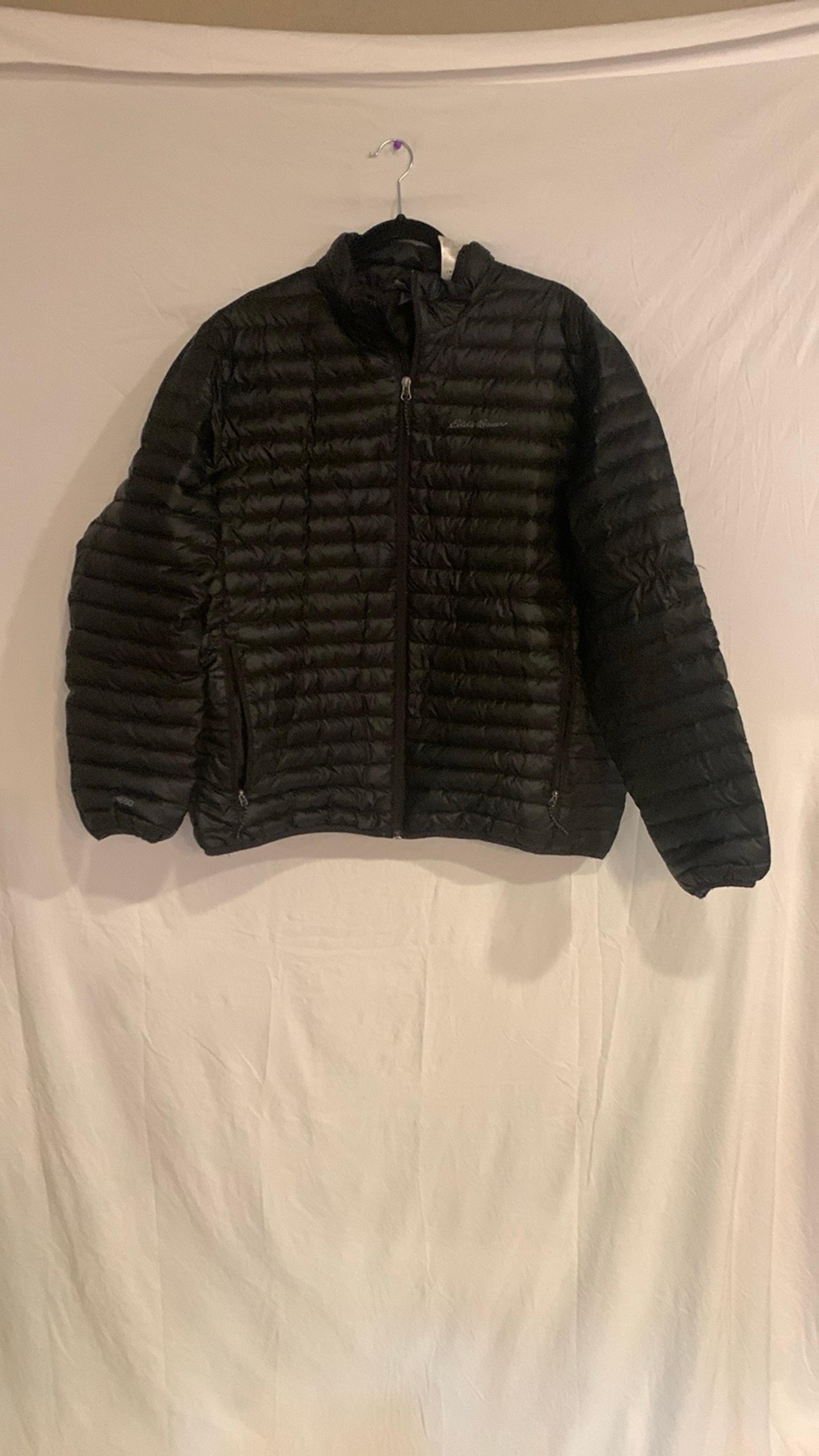 Eddie Bauer black lightweight puffer jacket Men’s XL