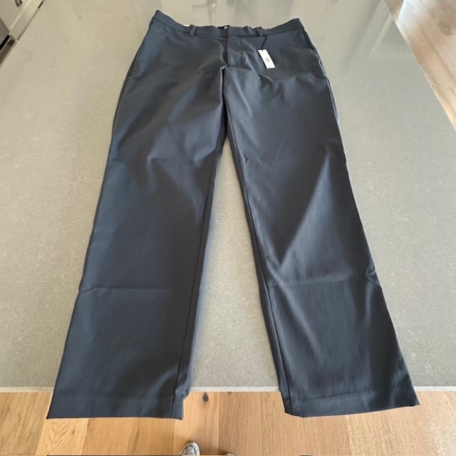 NWT-Men's Navy BR Athletic Slim 38x30 Performance Pants