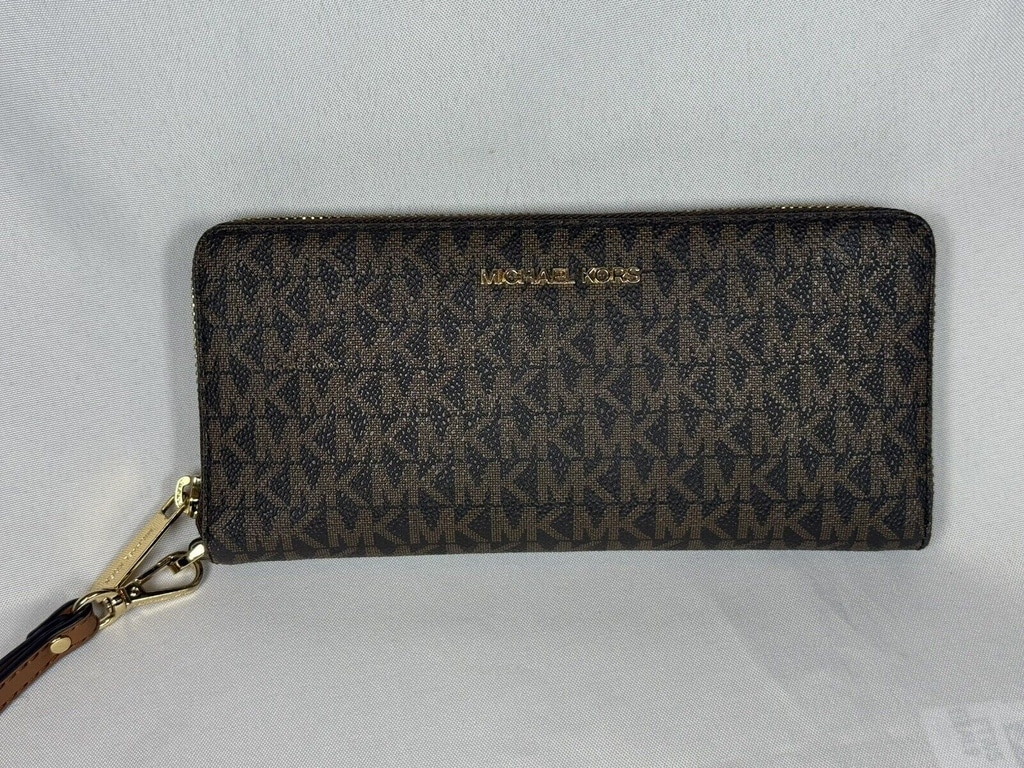 Michael Kors Jet Set Brown Mk Signature Large Travel Continental Wallet Wristlet