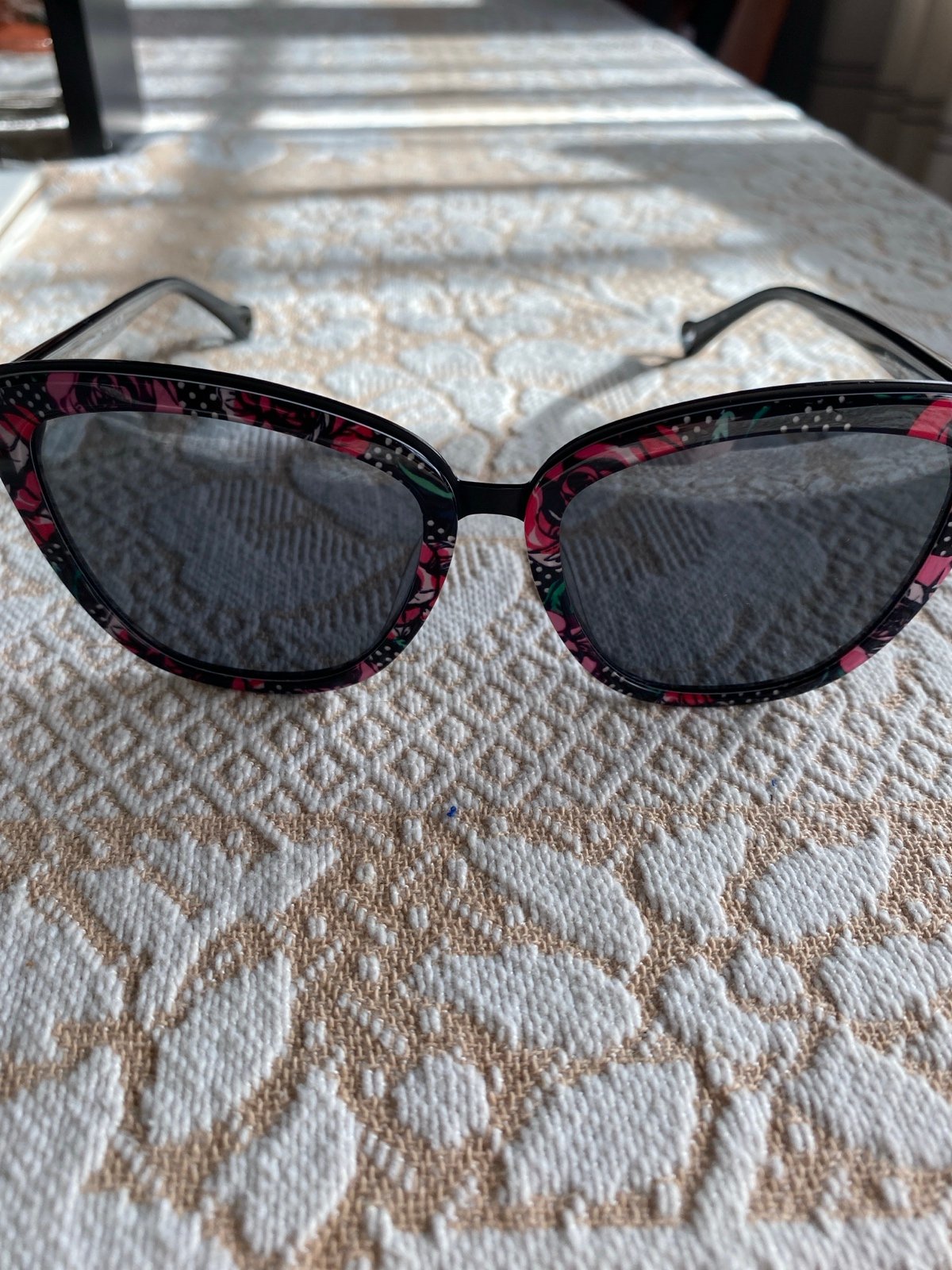Betsey Johnson sunglasses