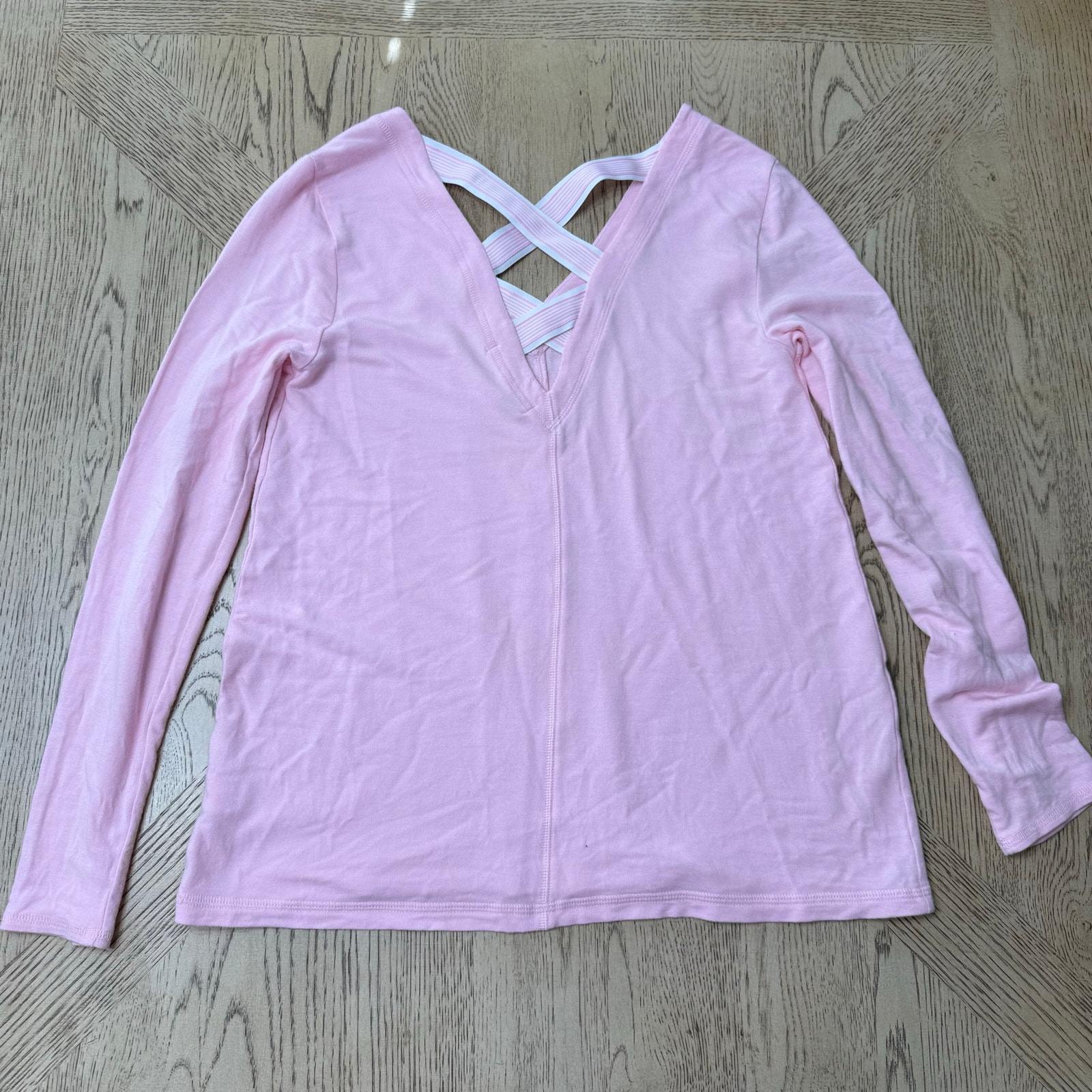 Lilly Pulitzer Pink Luxletic Areli Pullover Top Criss Cross Back Light Pink Med