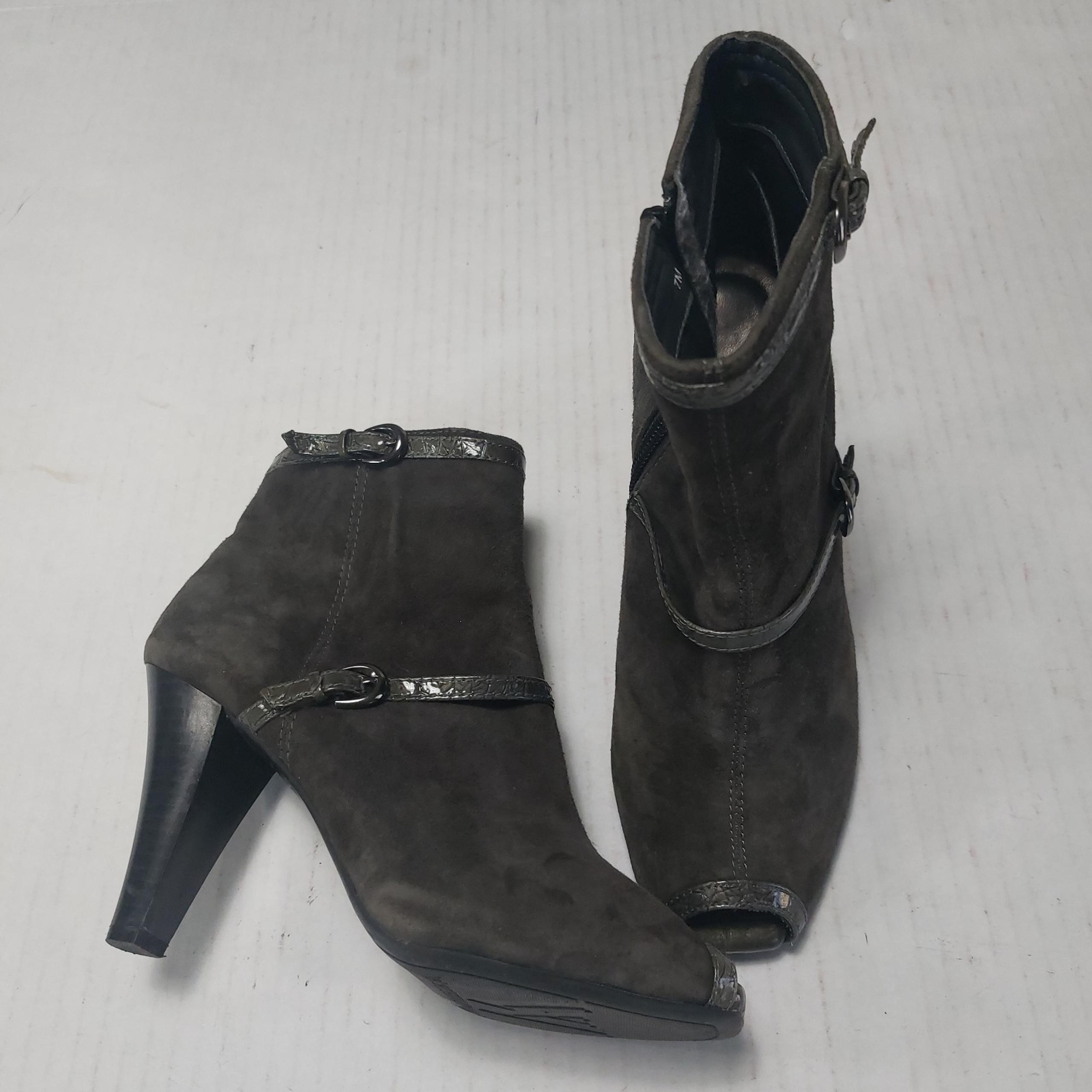 Worthington Women's Suede Peeptoe Gray Booties Size 7