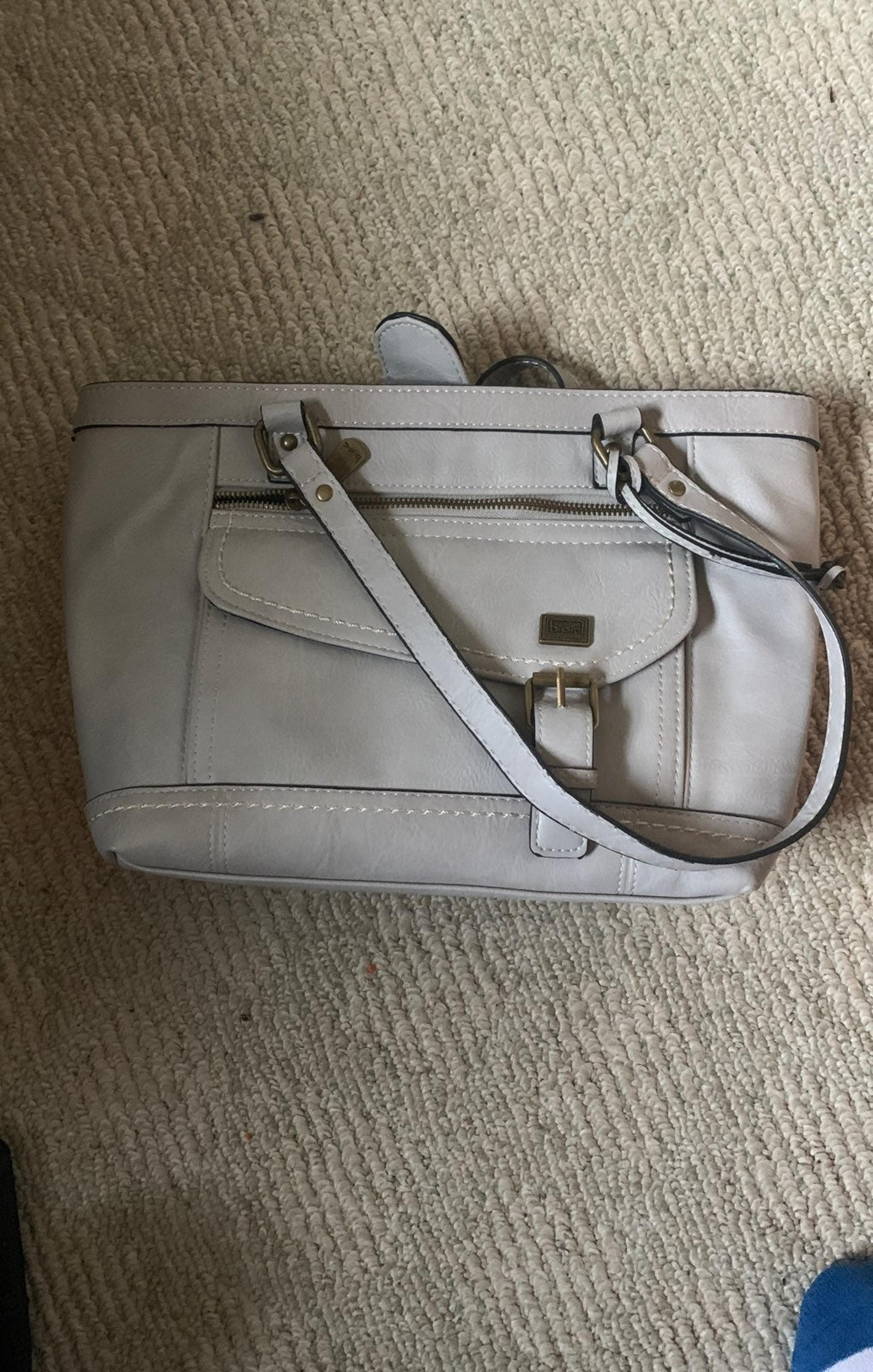 purses and handbags
