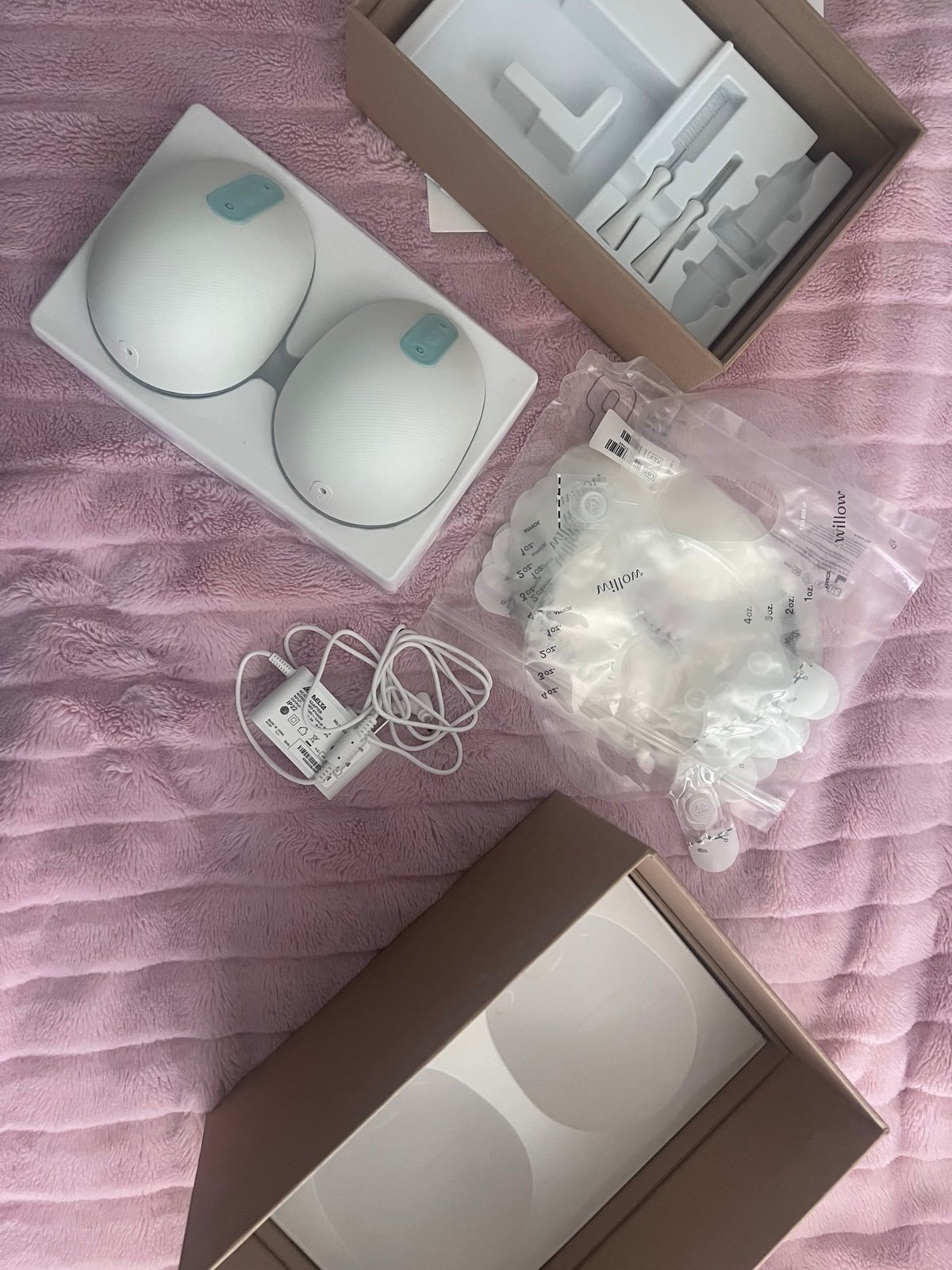 Willow 360 breast pump