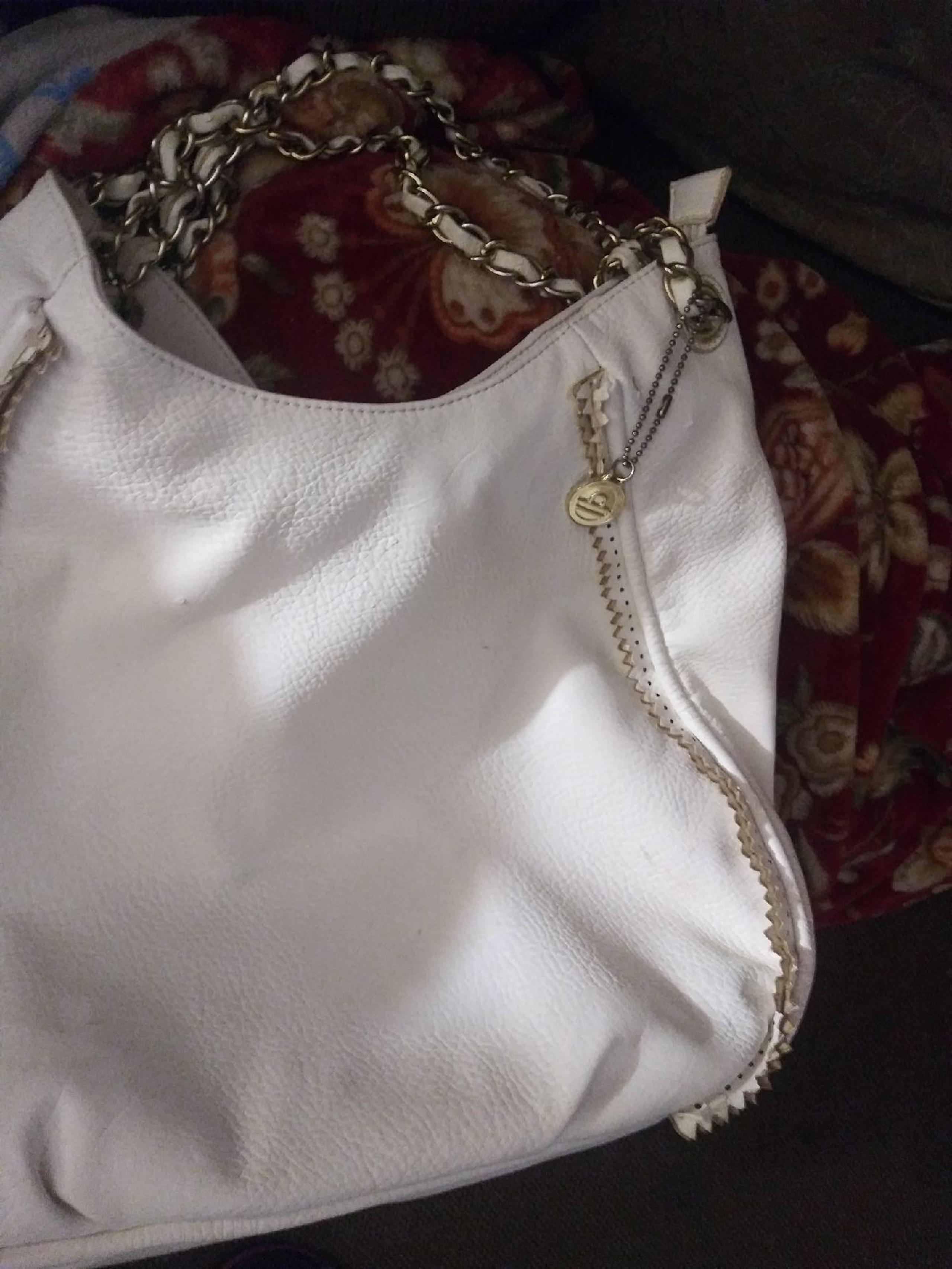Cream hand bag