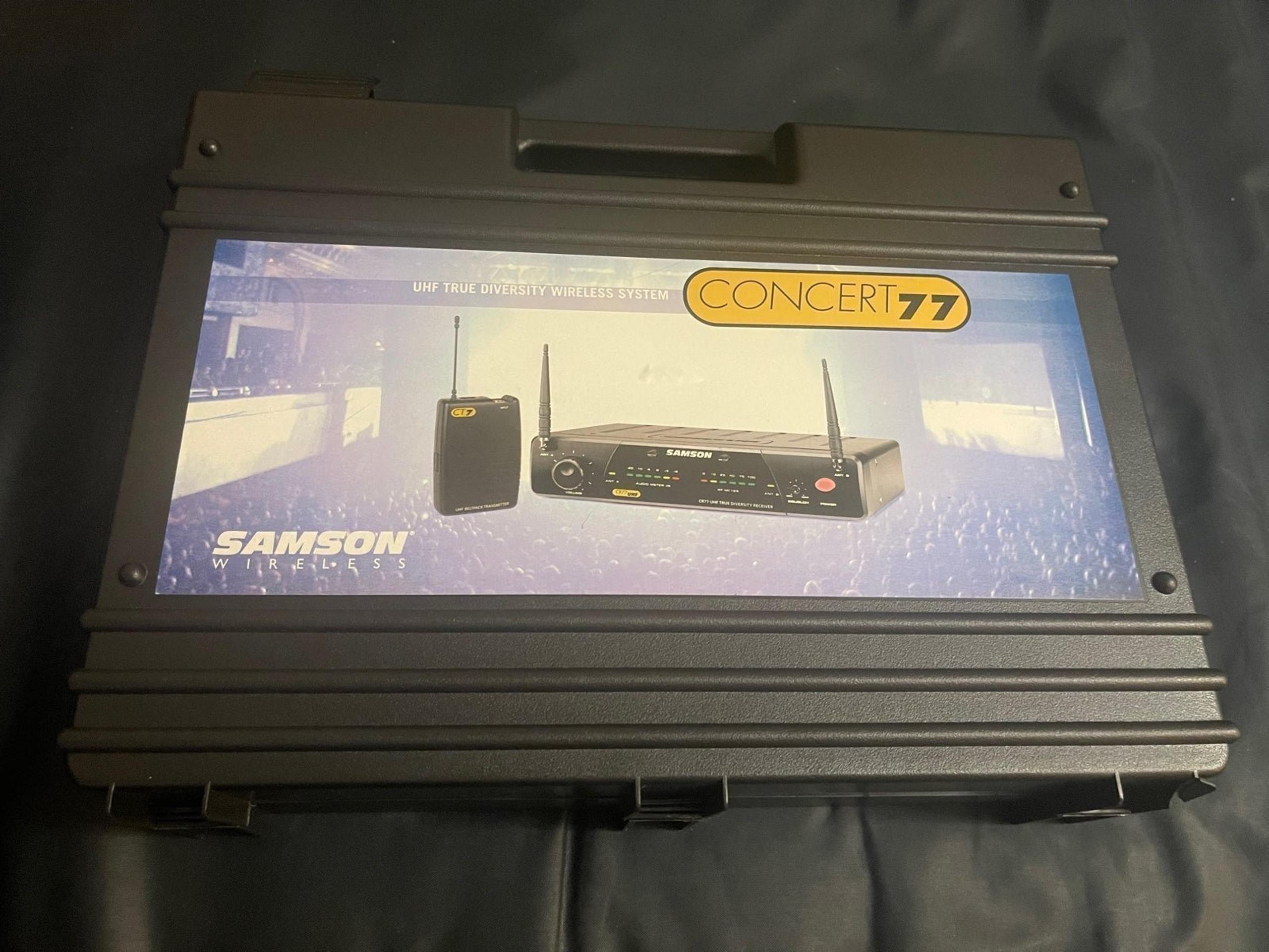 Samson Concert 77 Earset True Diversity UHF Wireless System Channel Works