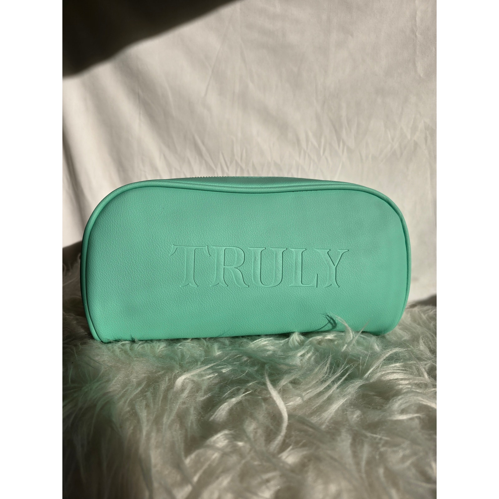 Truly Signature Vanity Case Mint Green