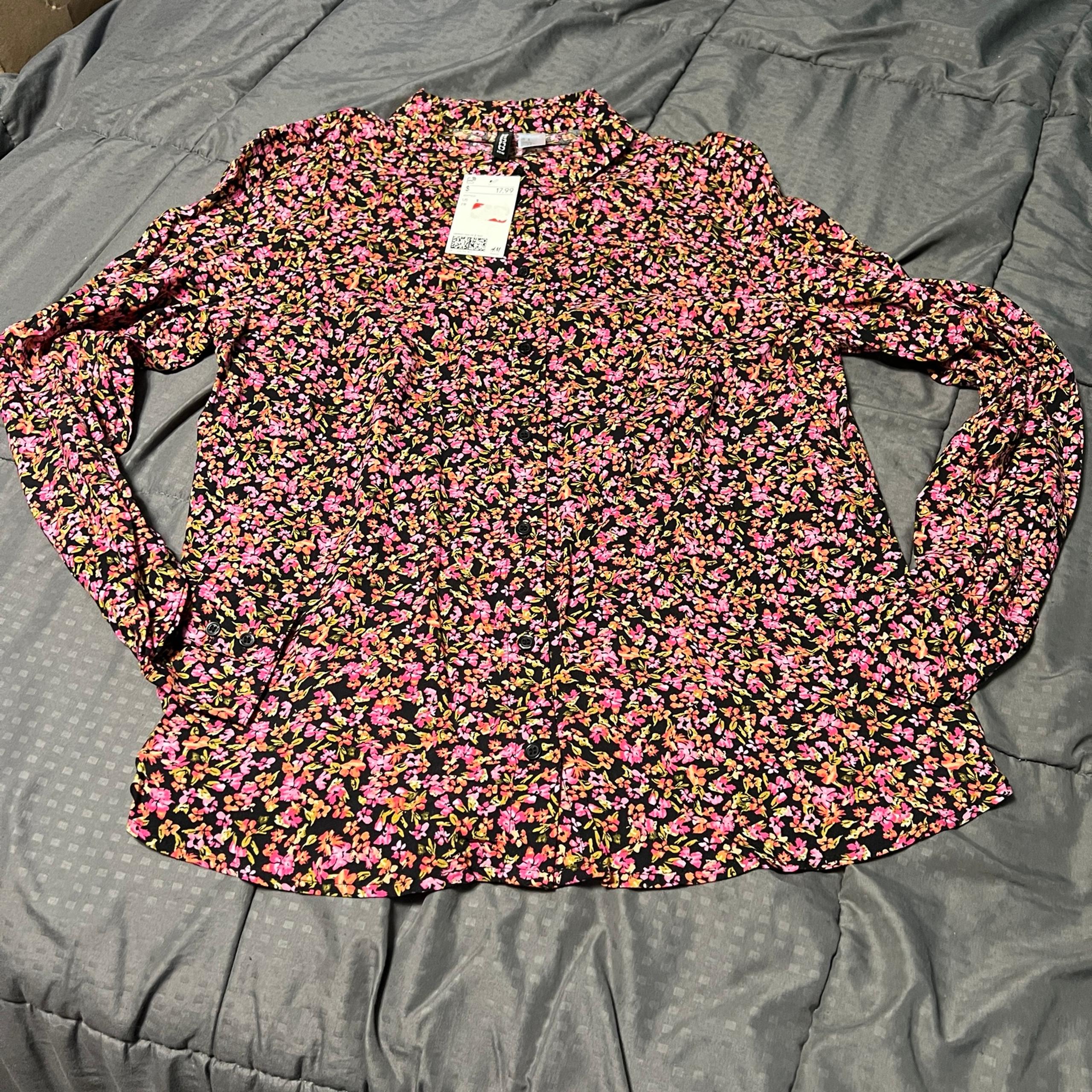 Divided By H&M Floral Blouse NWT New Long Sleeve Women's Size Small