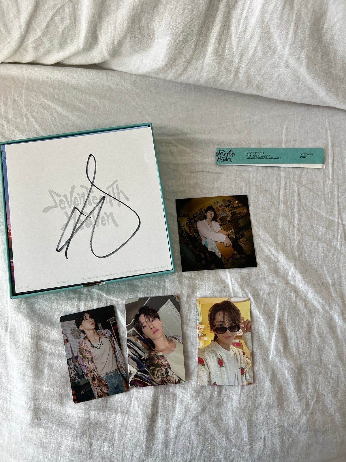 seventeen THE8 signed album