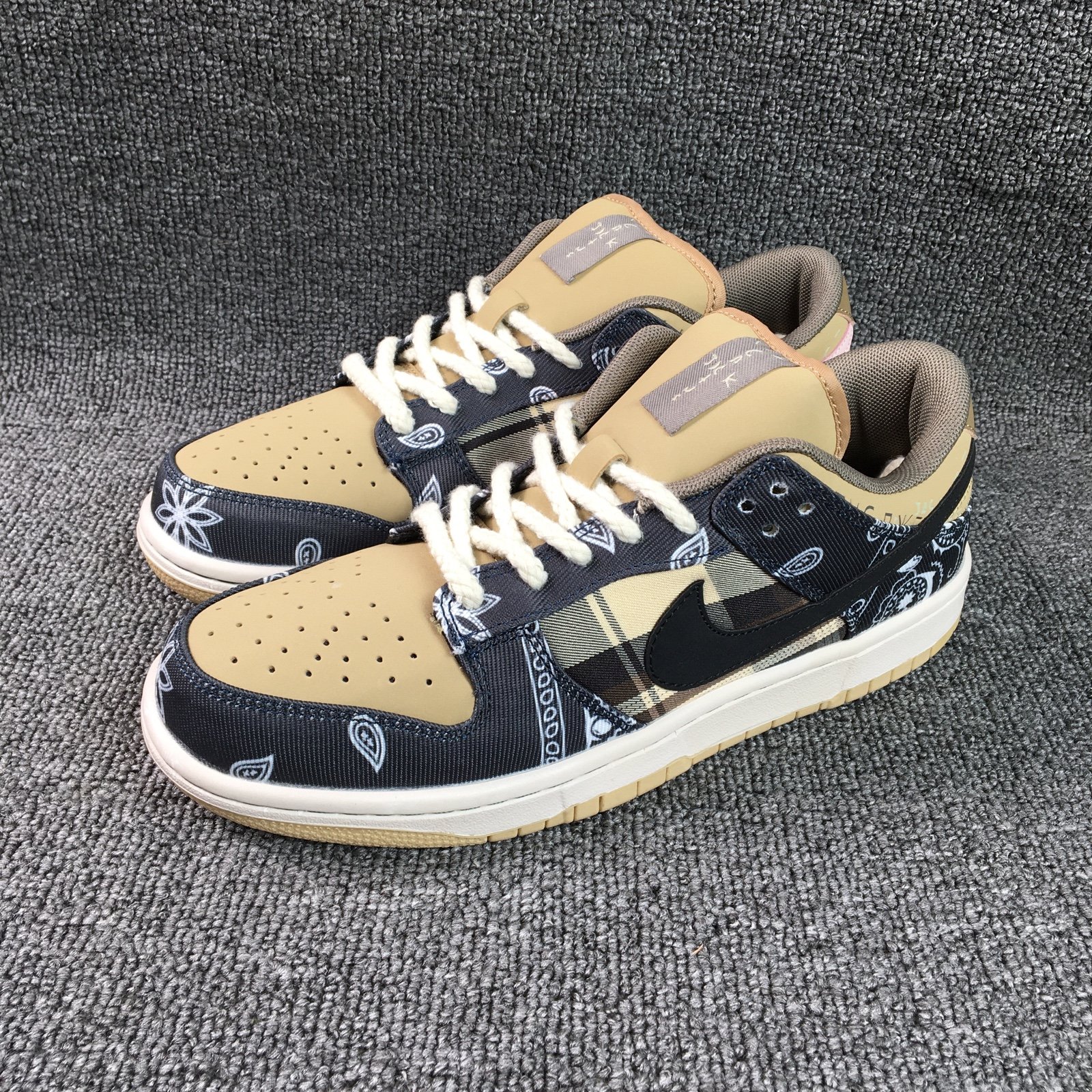 Women Dunk SB Shoes size US6.5