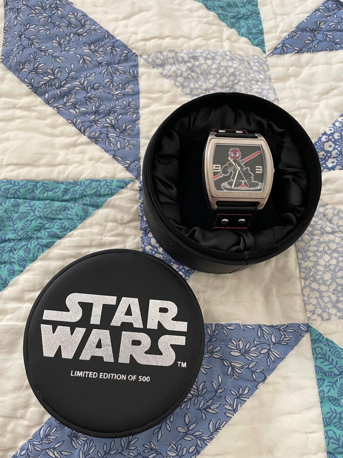 donald duck darth maul watch Star Wars weekends limited euc