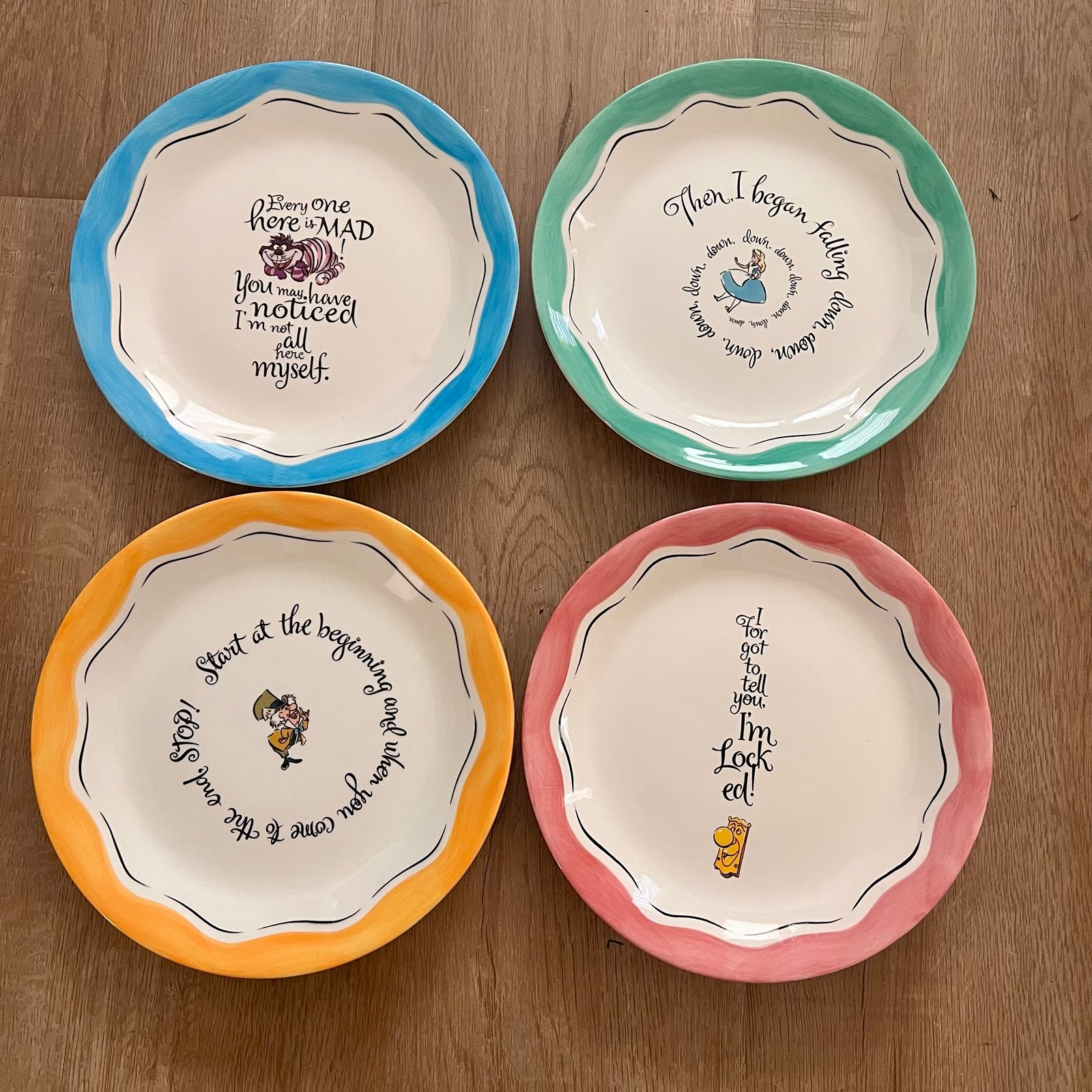Disney Parks Alice in Wonderland Salad Desert Plates 8.5” Set Of 4 NWT