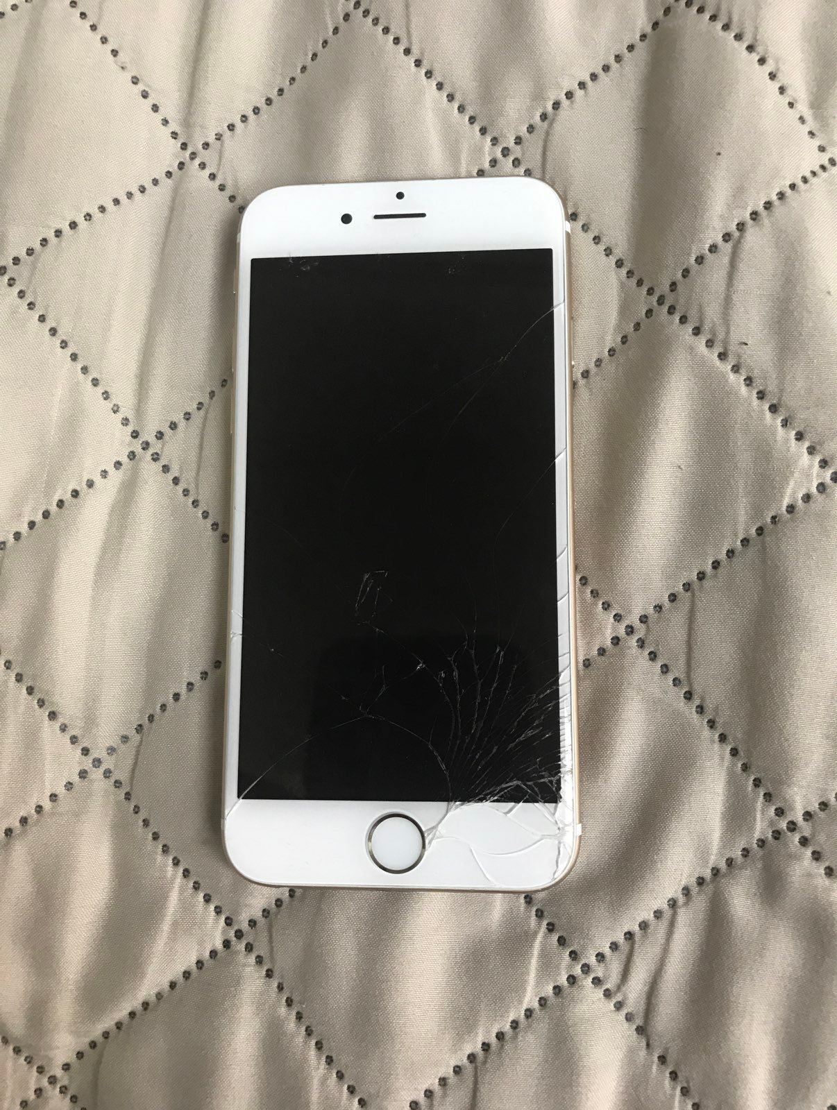 iPhone 6 Gold