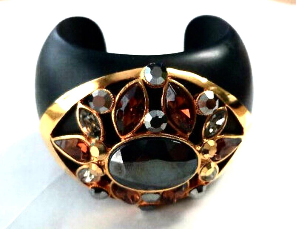 NEW OLD STOCK VINTAGE JOSE MARIA BARRERA BLACK Crystal GOLD WOOD BRACELET BANGLE