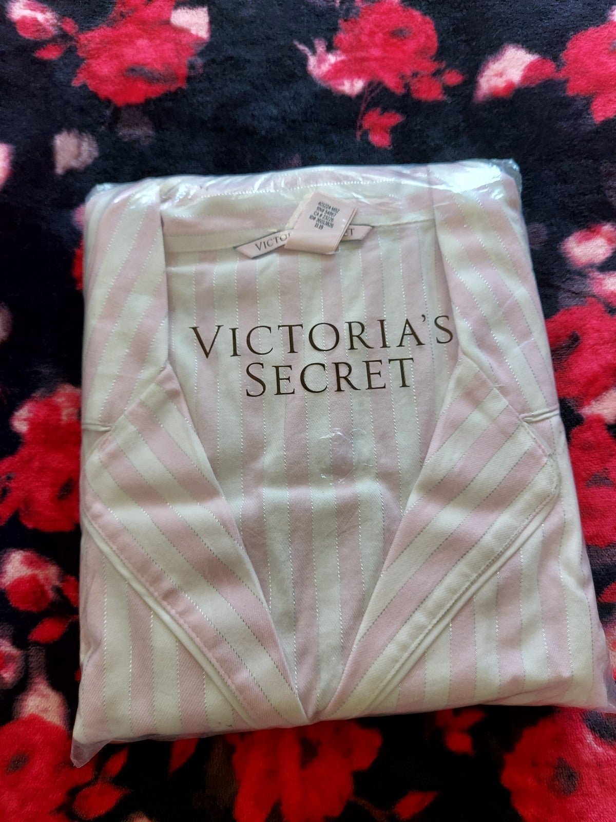 Victoria secret Sleep shirt size Large New