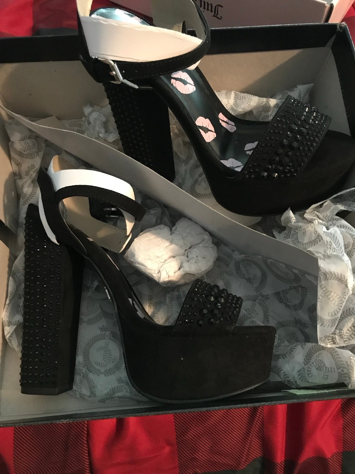 Juicy couture black glittery heels size 6