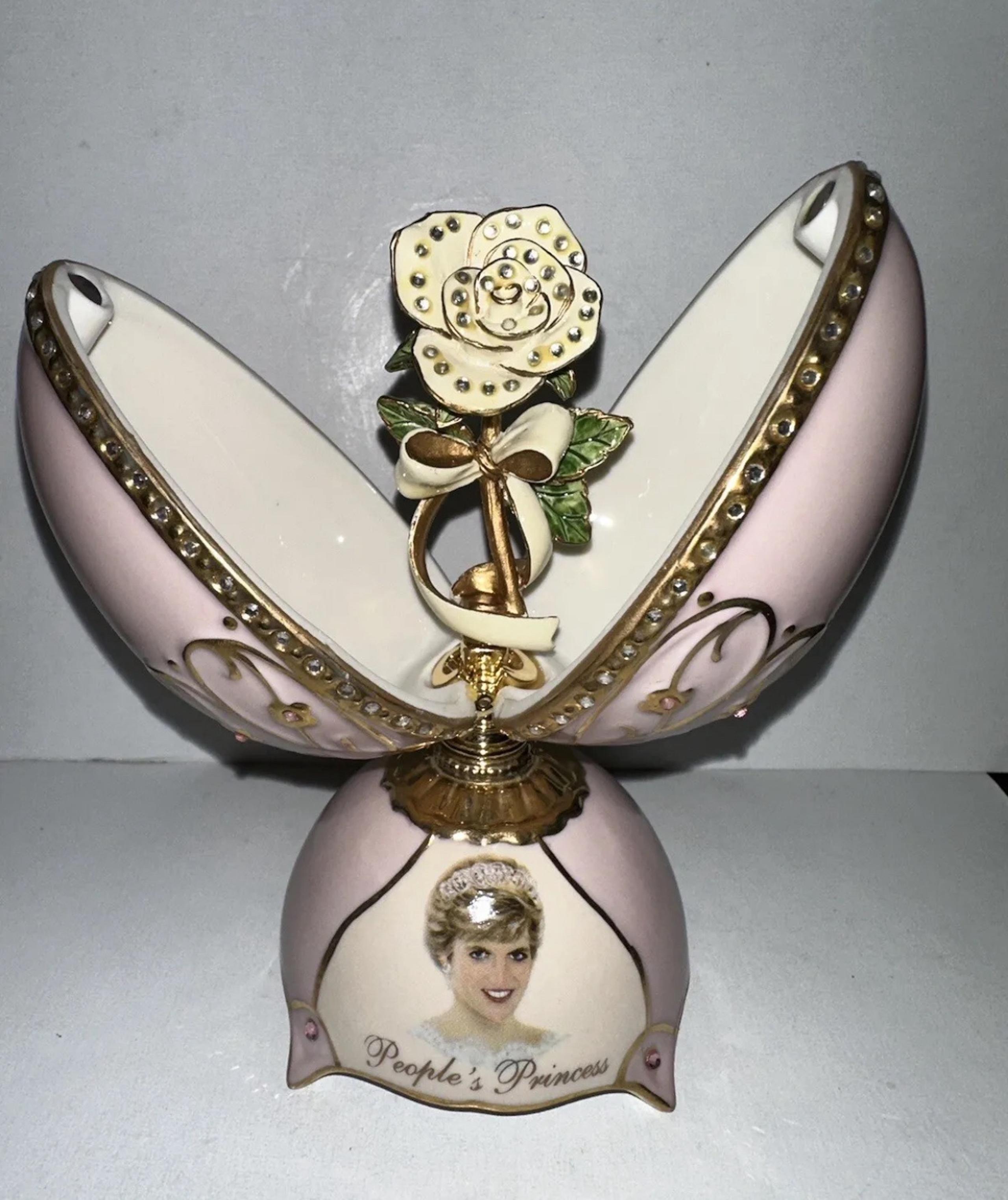 Ardleigh Elliott’s 2008 The People’s Princess Musical Egg Candle In The Wind