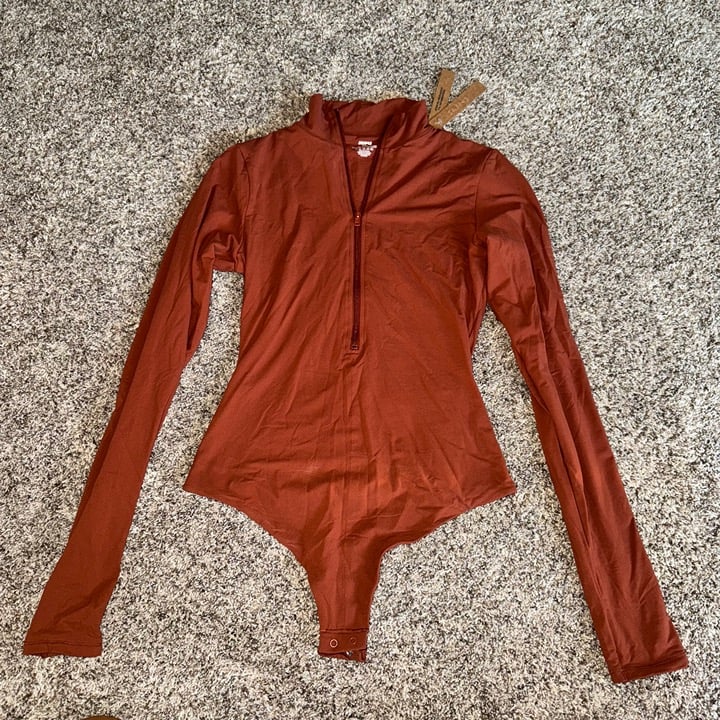 Skims size medium bodysuit new