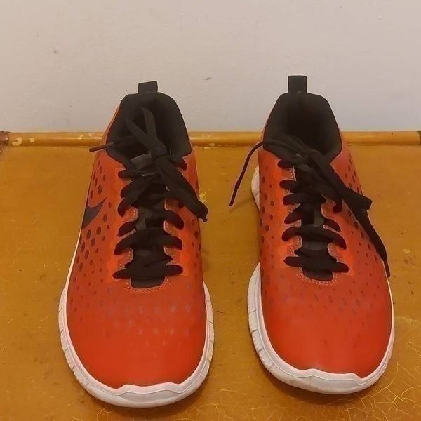 Kids Nike Free Express Sneakers Size 5.5Y