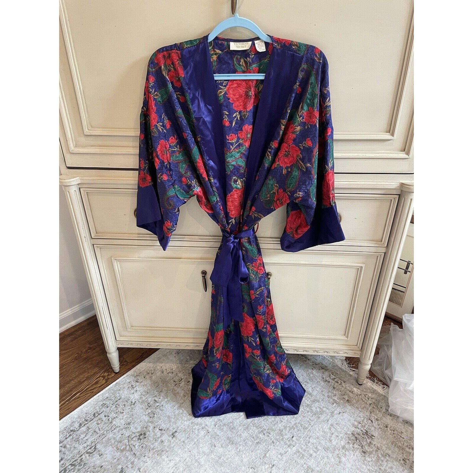 Vintage Victoria’s Secret Gold Label Purple & Red Floral Satin Kimono Robe M/L