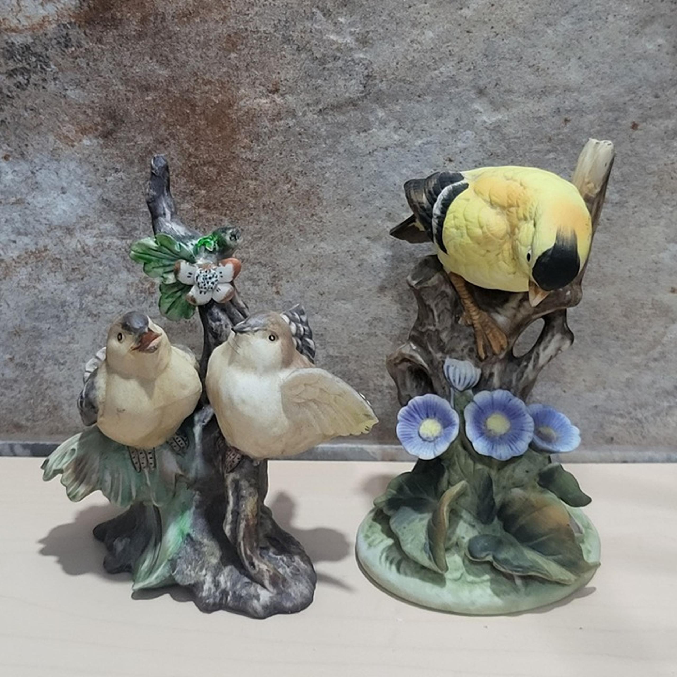 Vintage Bisque Ceramic Bird Figurine Set of 2 Chipped