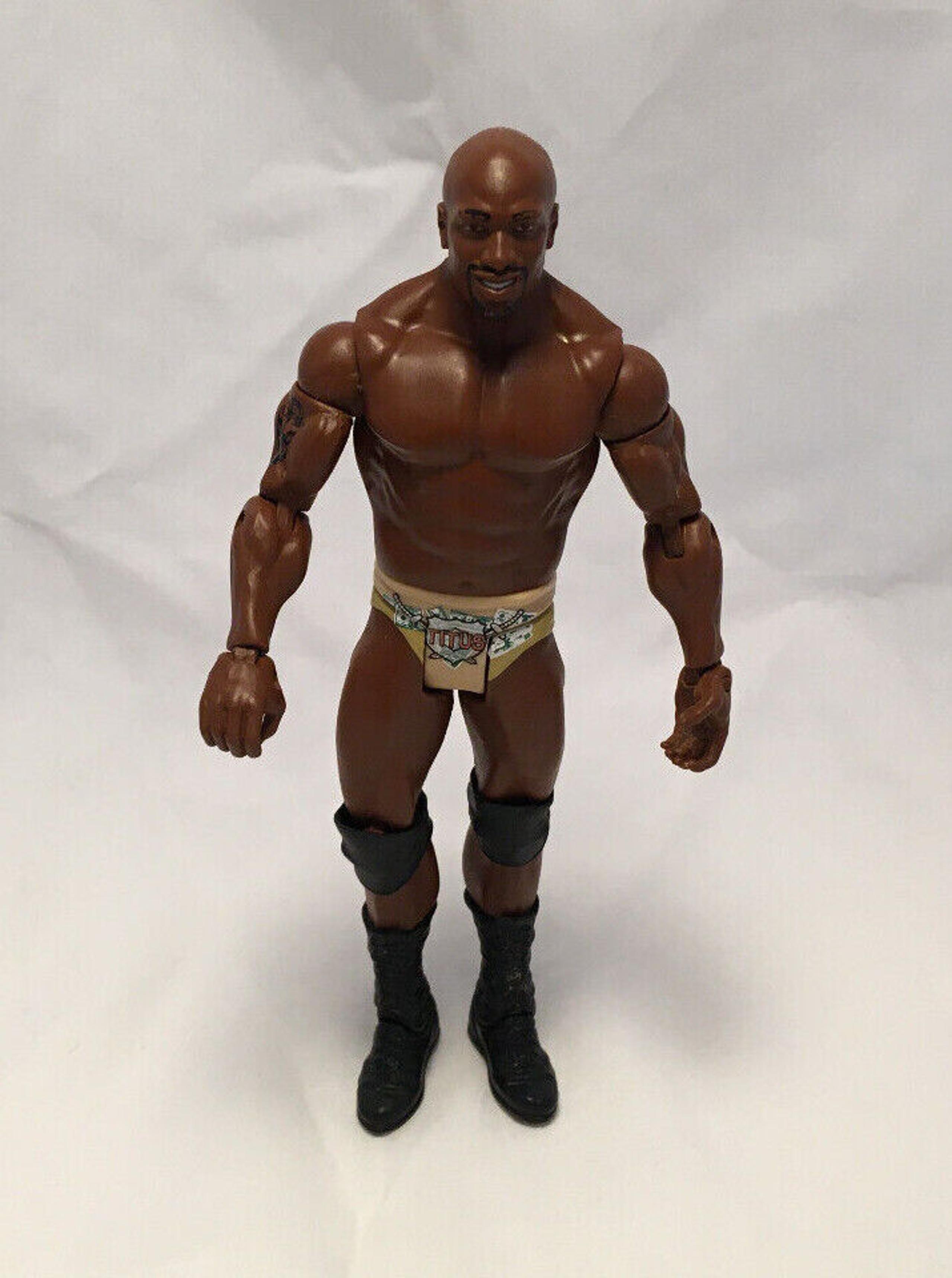 Titus O'Neil 7" Wrestling Action Figure WWF - Mattel 2011 - WWE