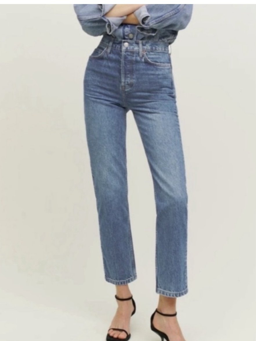 Reformation Cynthia High Rise Relaxed Raw Hem in Medium Wash San Lucas Size 28