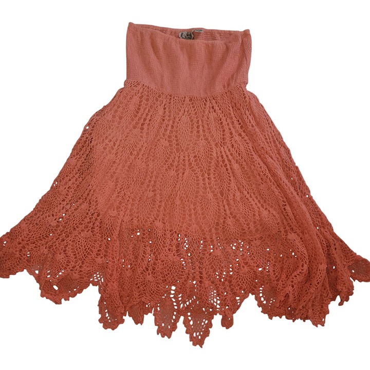 Bohemian Coral Lace Strapless Skirt/Dress By Life Style Embroidered crochet