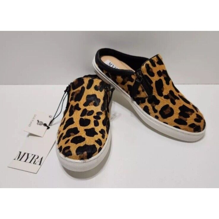 NWT Womens Size 9 Myra Bag Leather Cowhide Leopard Design With Fur Slip On Shoes