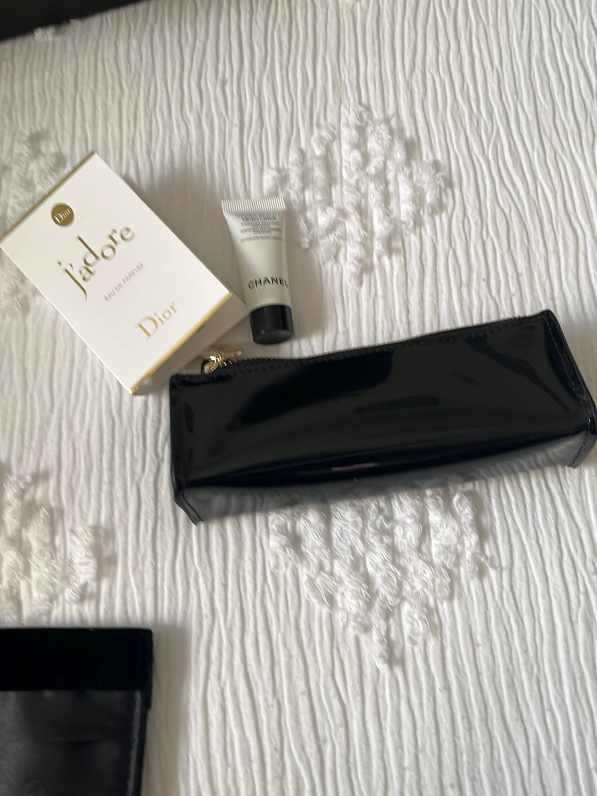 Ysl beauty pouch