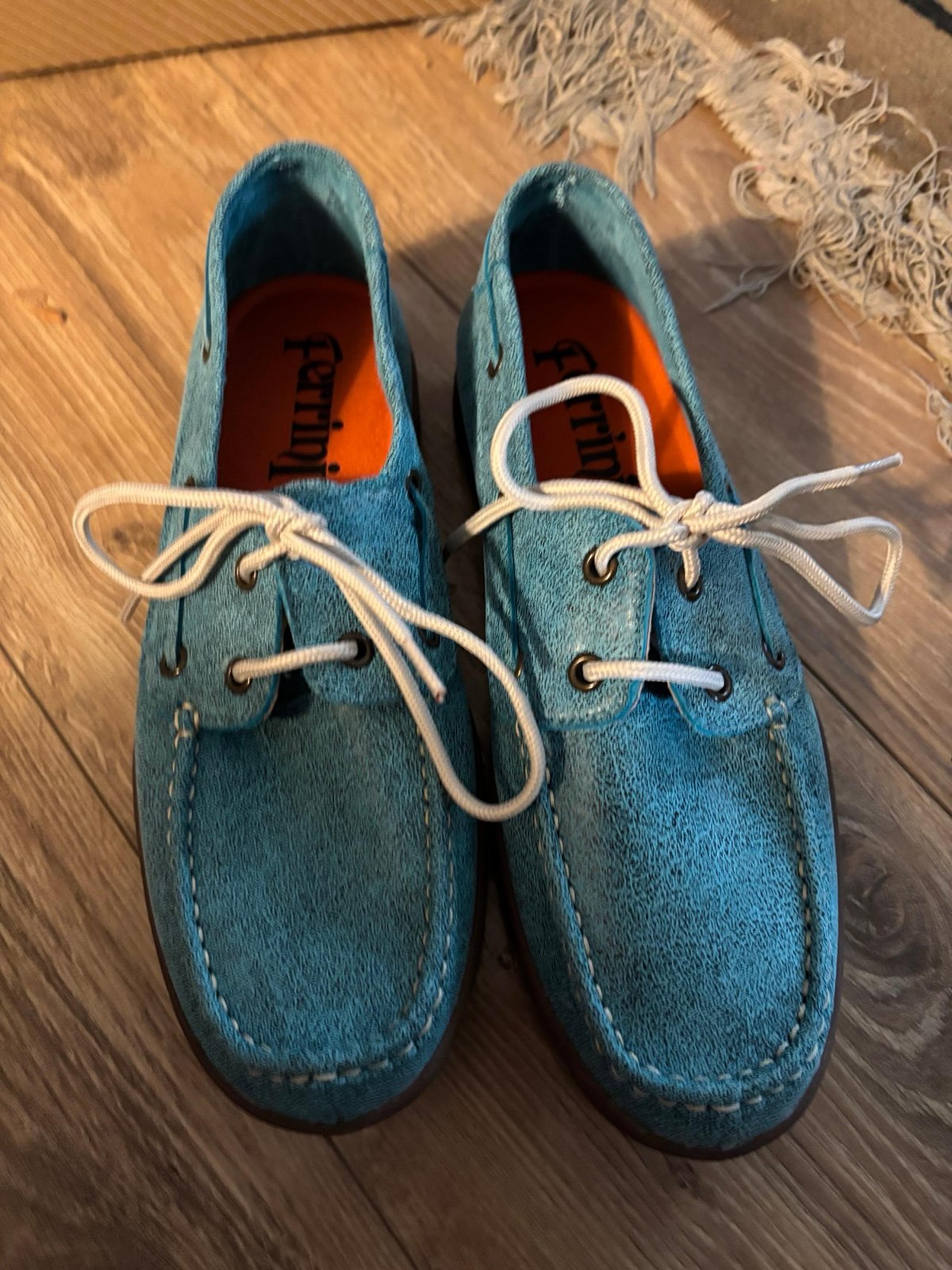 Ferrini Deck shoes size 8.5 nwt