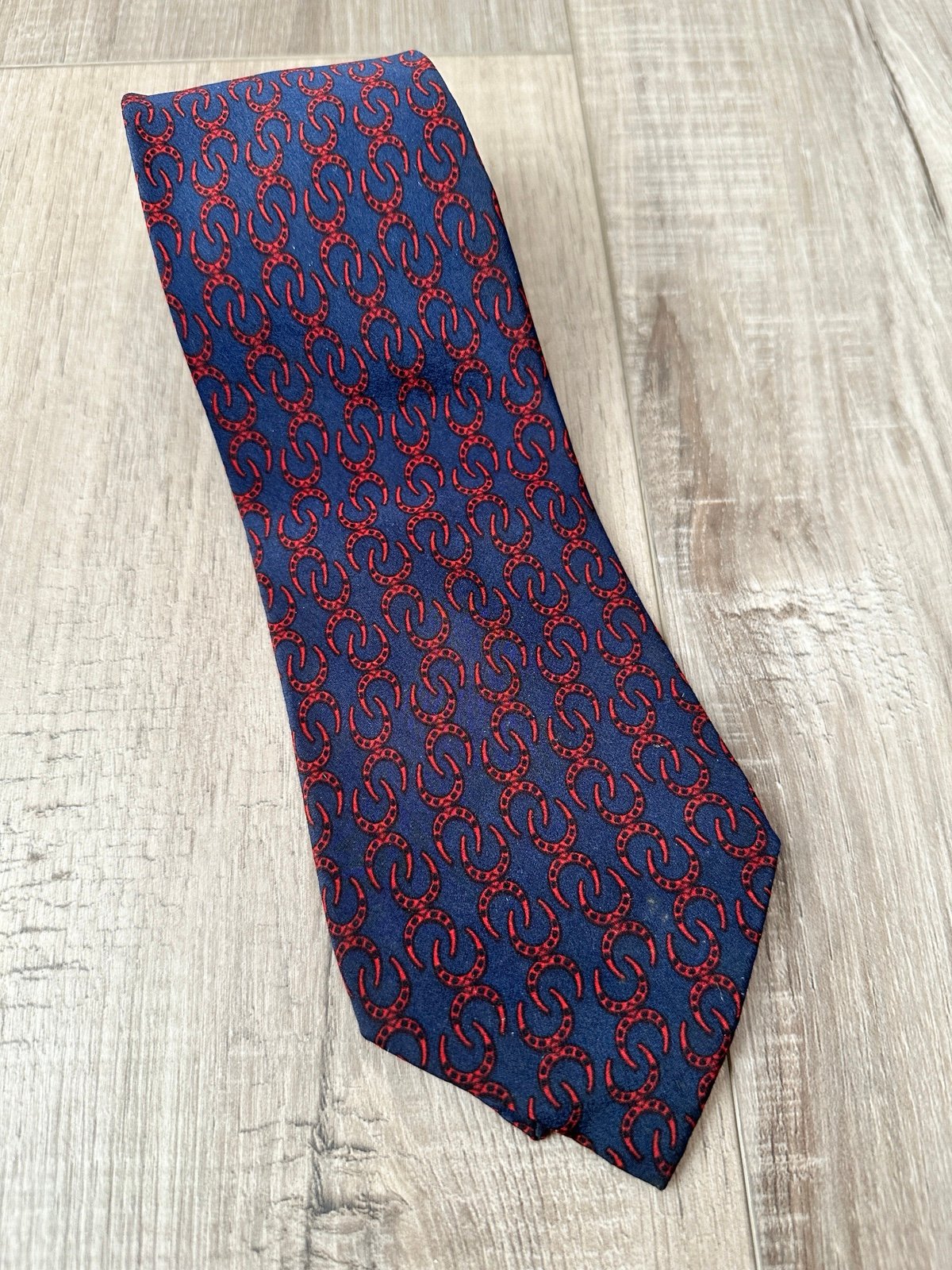 HERMES tie