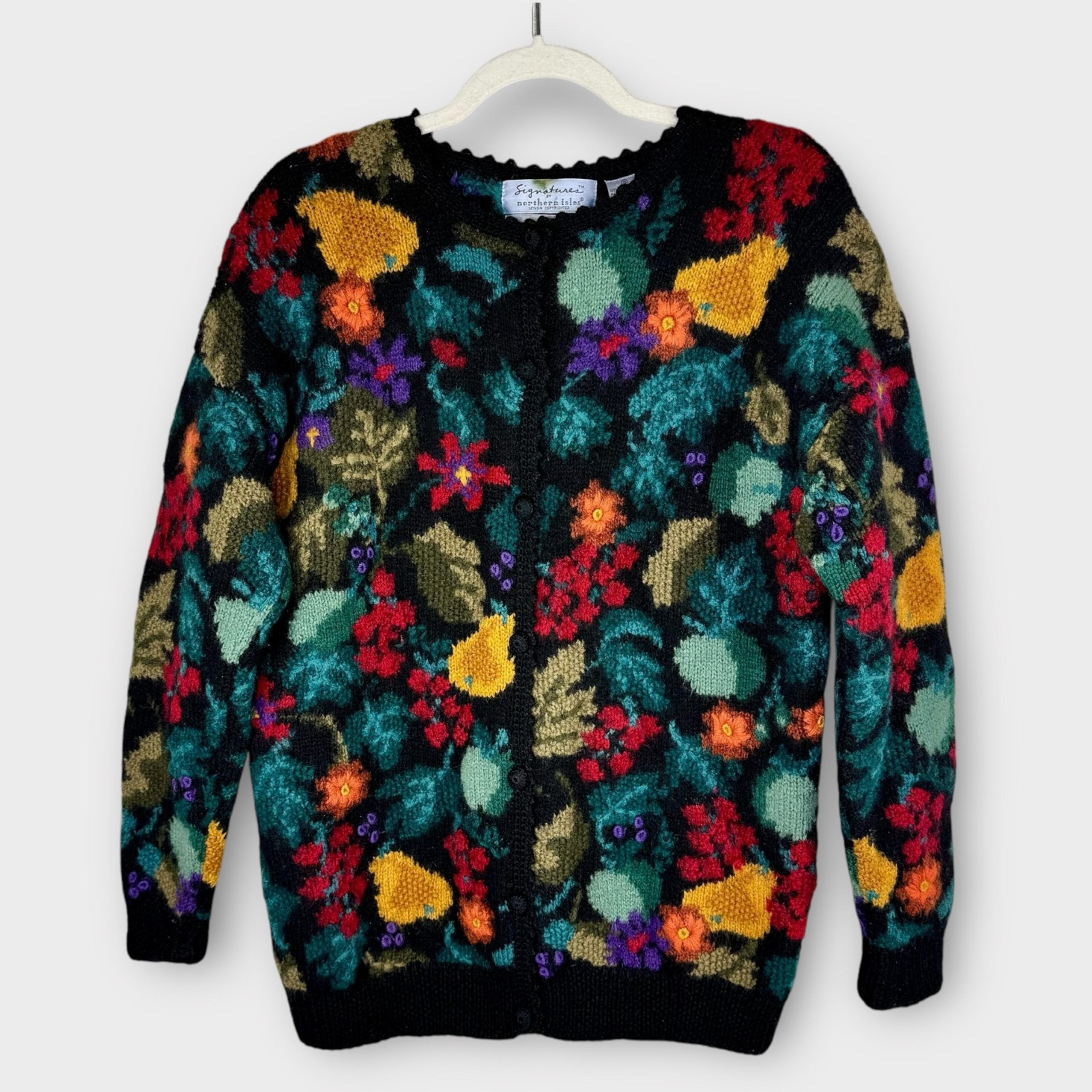 vintage hand knit wool floral & fruit cardigan sweater M kitsch - Northern Isles