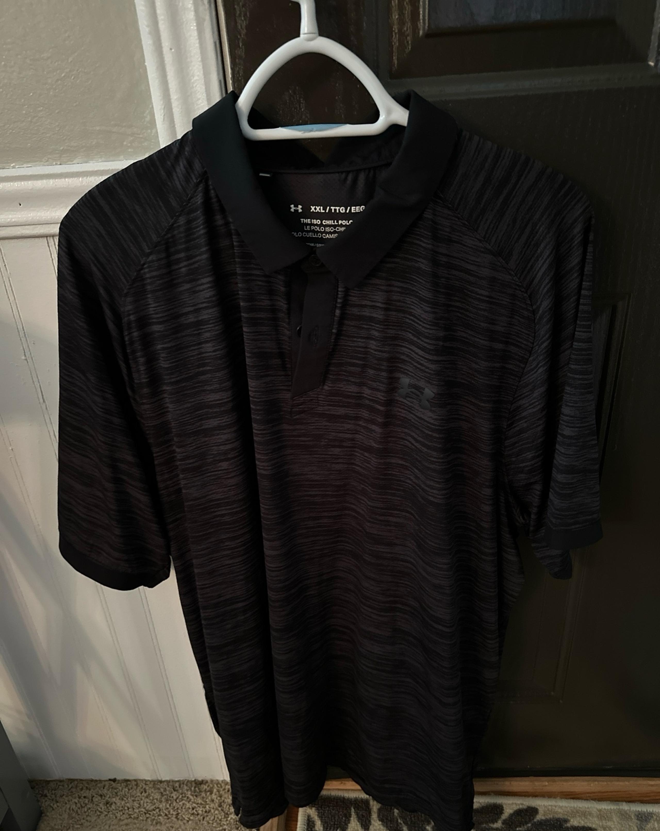 Men’s under Armour polo shirt
