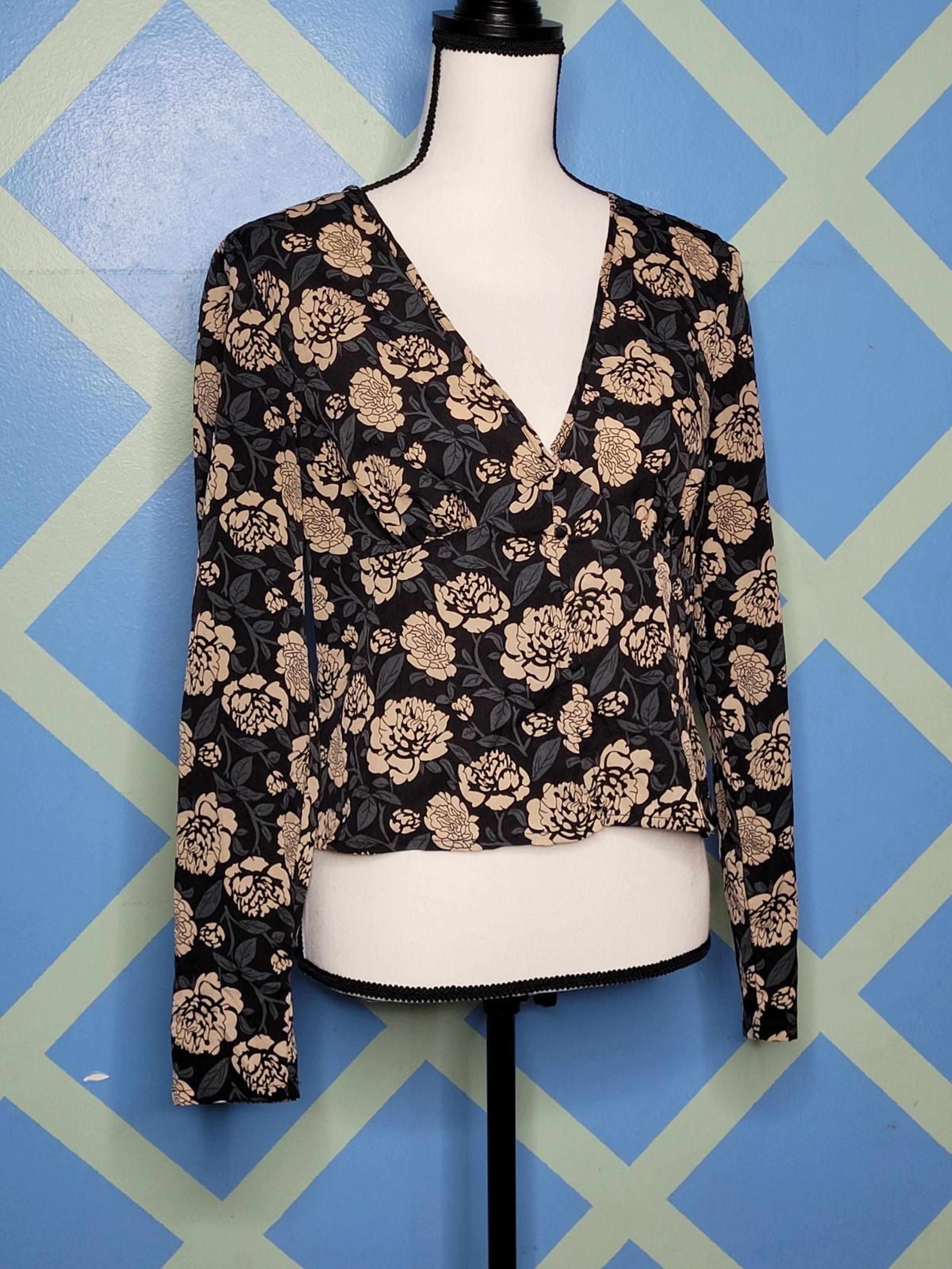 Nasty Gal Floral V Neck Button Up Blouse