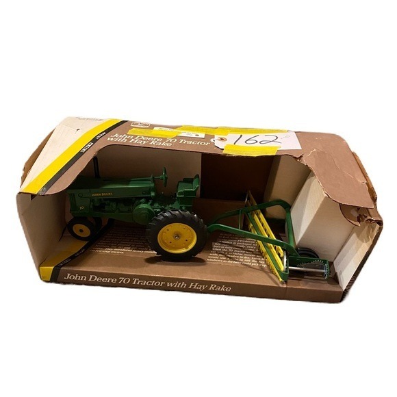 John Deere 70 Vtg 1994 Ertl 1/16 Scale Tractor Hay Rake Set New Die Cast Metal