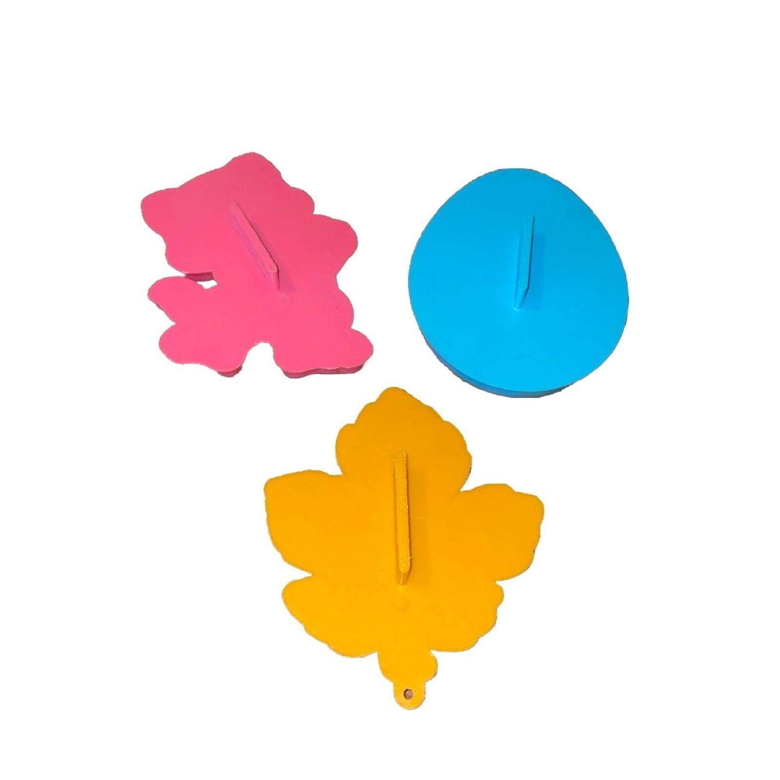 Hallmark Lot Of 3 Assorted Random Cookie Cutters Leaf Kitten Easter Egg