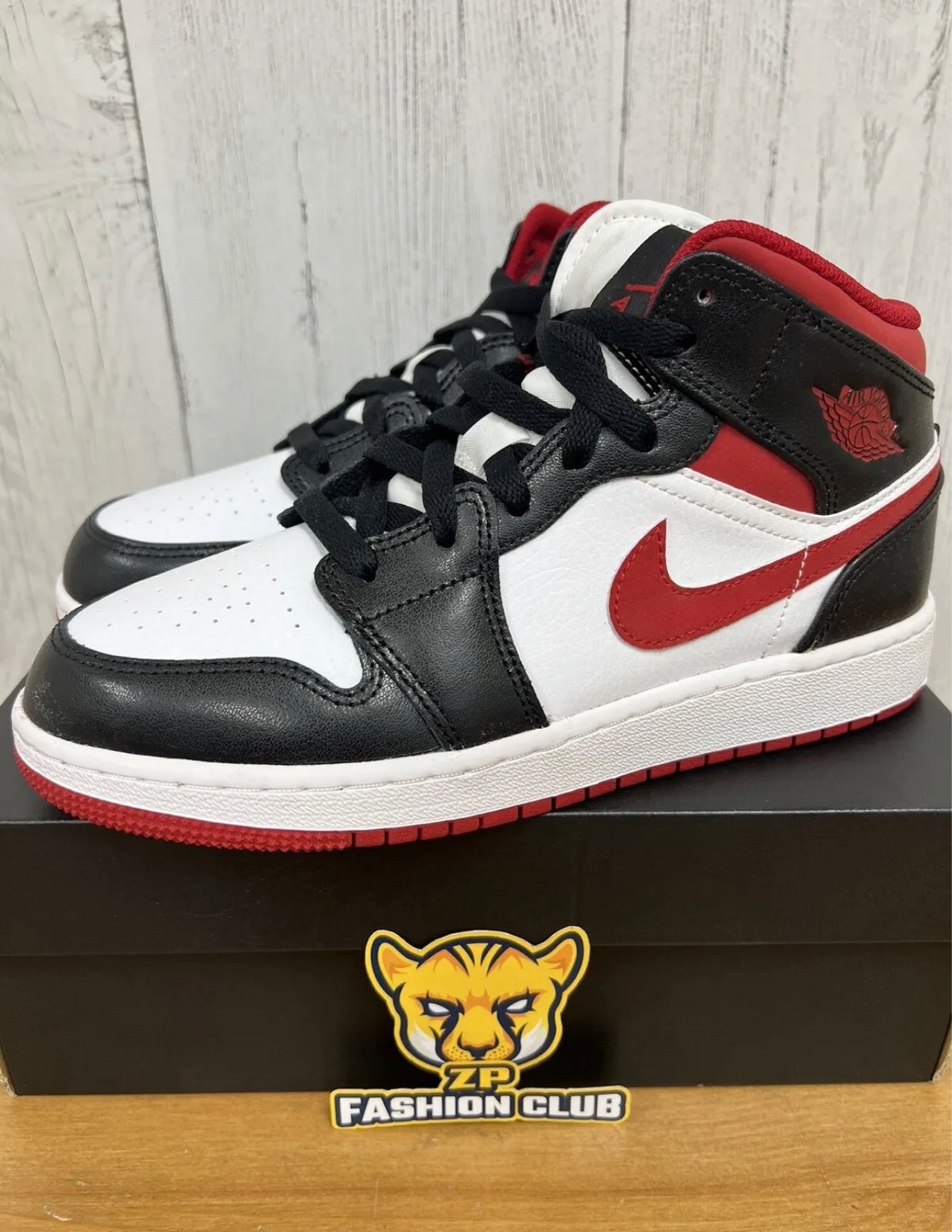Nike Air Jordan 1 Mid