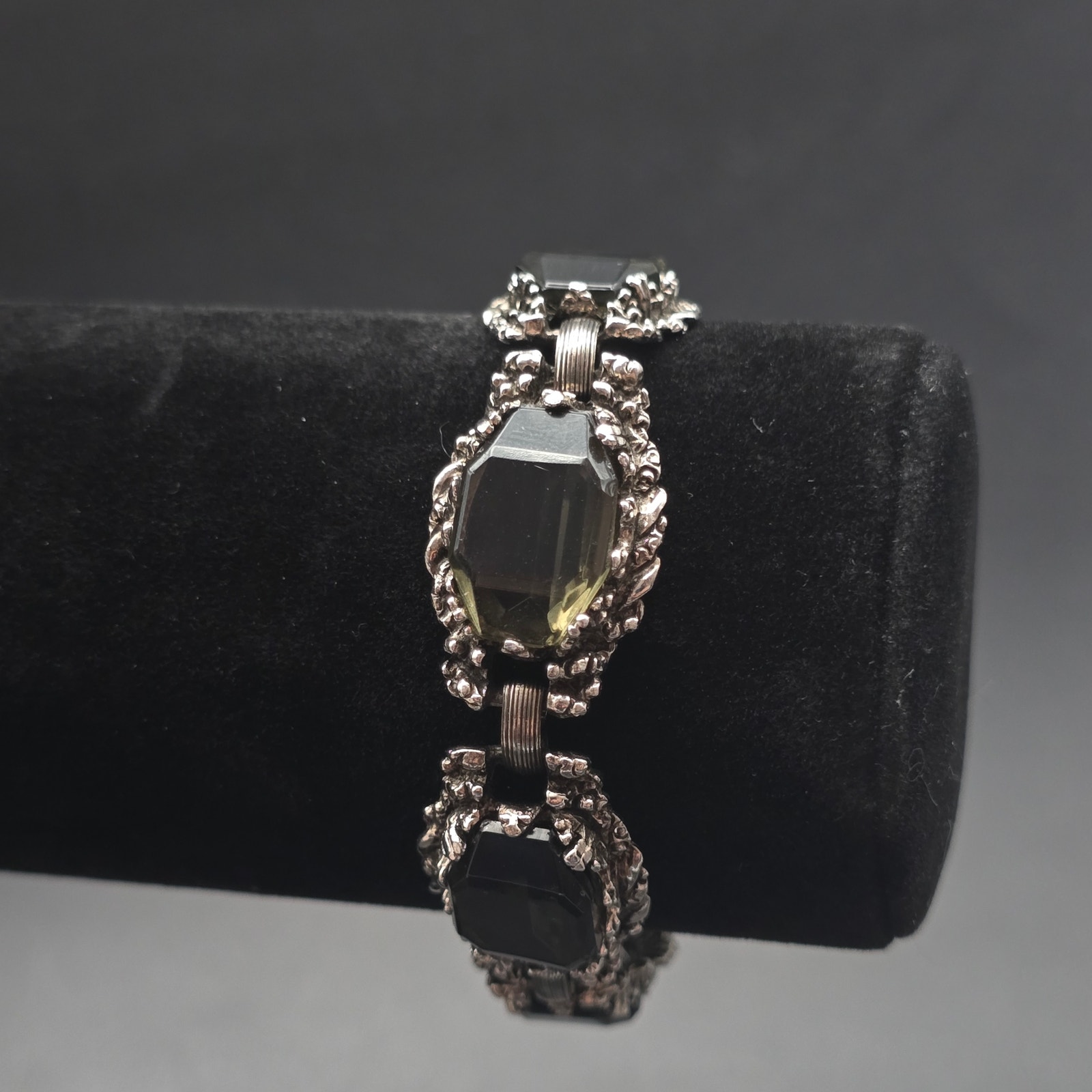 Vintage Smokey Glass Silver Tone Link Bracelet Costume Jewelry UV Glow