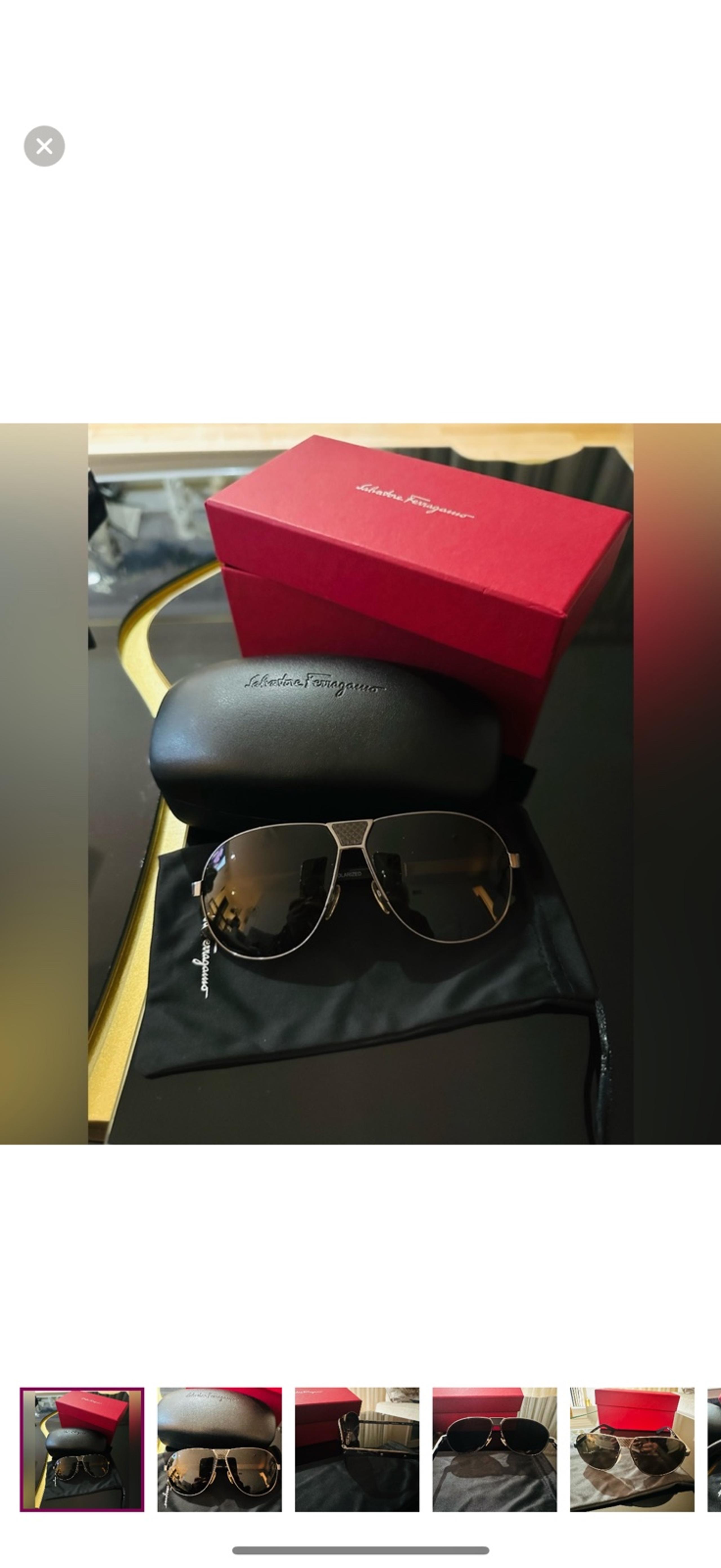 Salvatore Ferragamo
Aviator Sunglasses
New
$150 $600