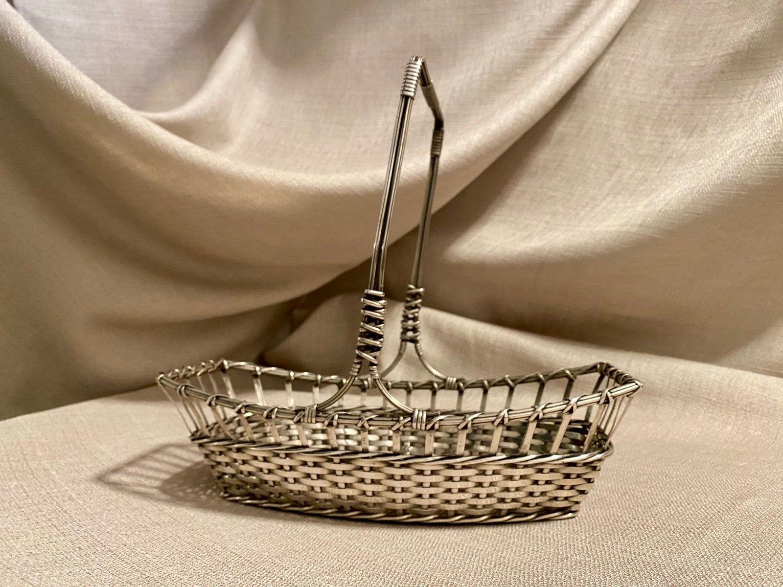 Vintage Silver Plate Woven Bread/Fruit Basket With Handle Argentor (Austria)