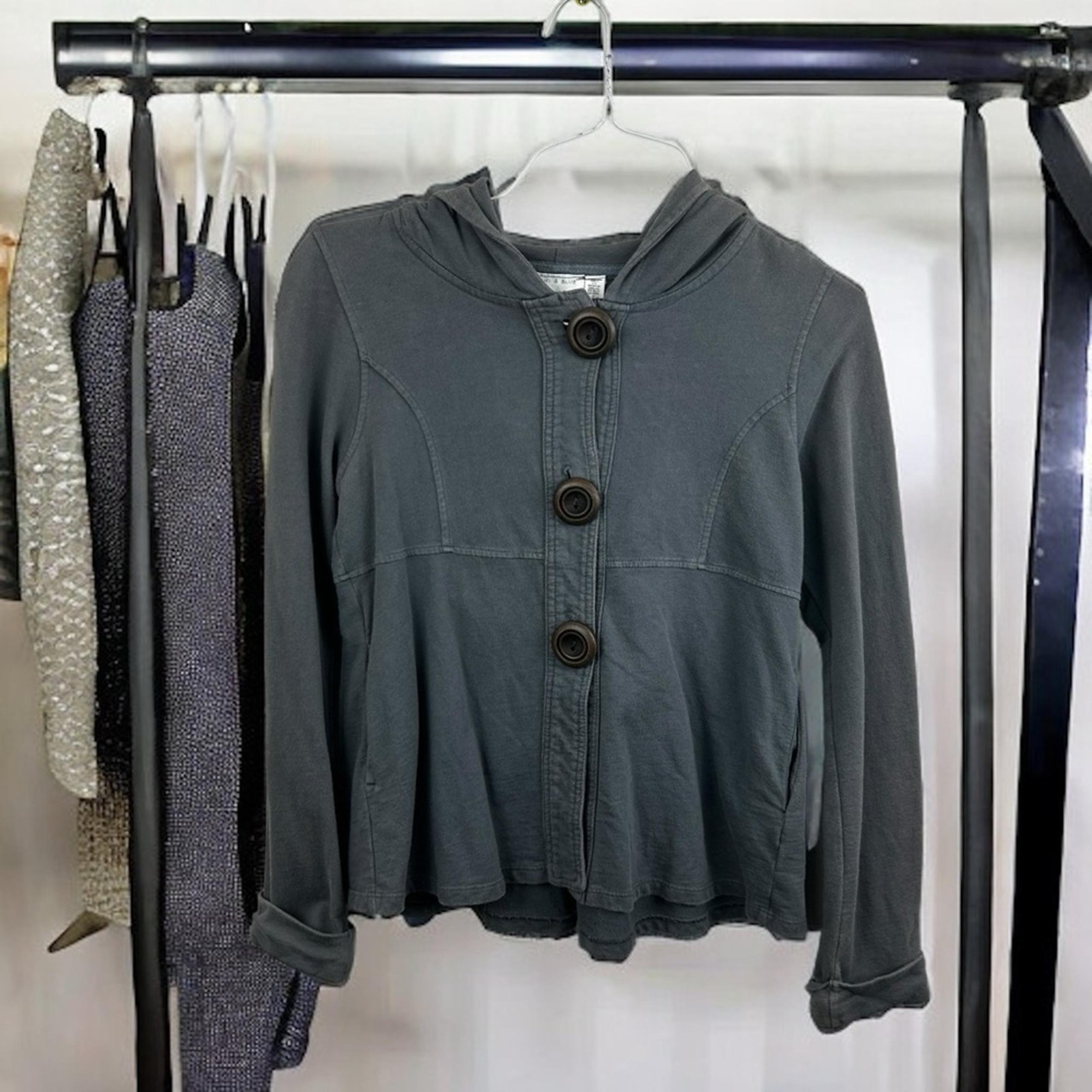 Kimchi & Blue Women's small Gray Button up Hooded Roll Cuff Accent Jacket - Kimchi Blue