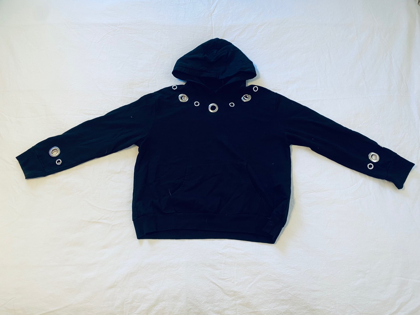 MONROW Black Cut Out Hoodie