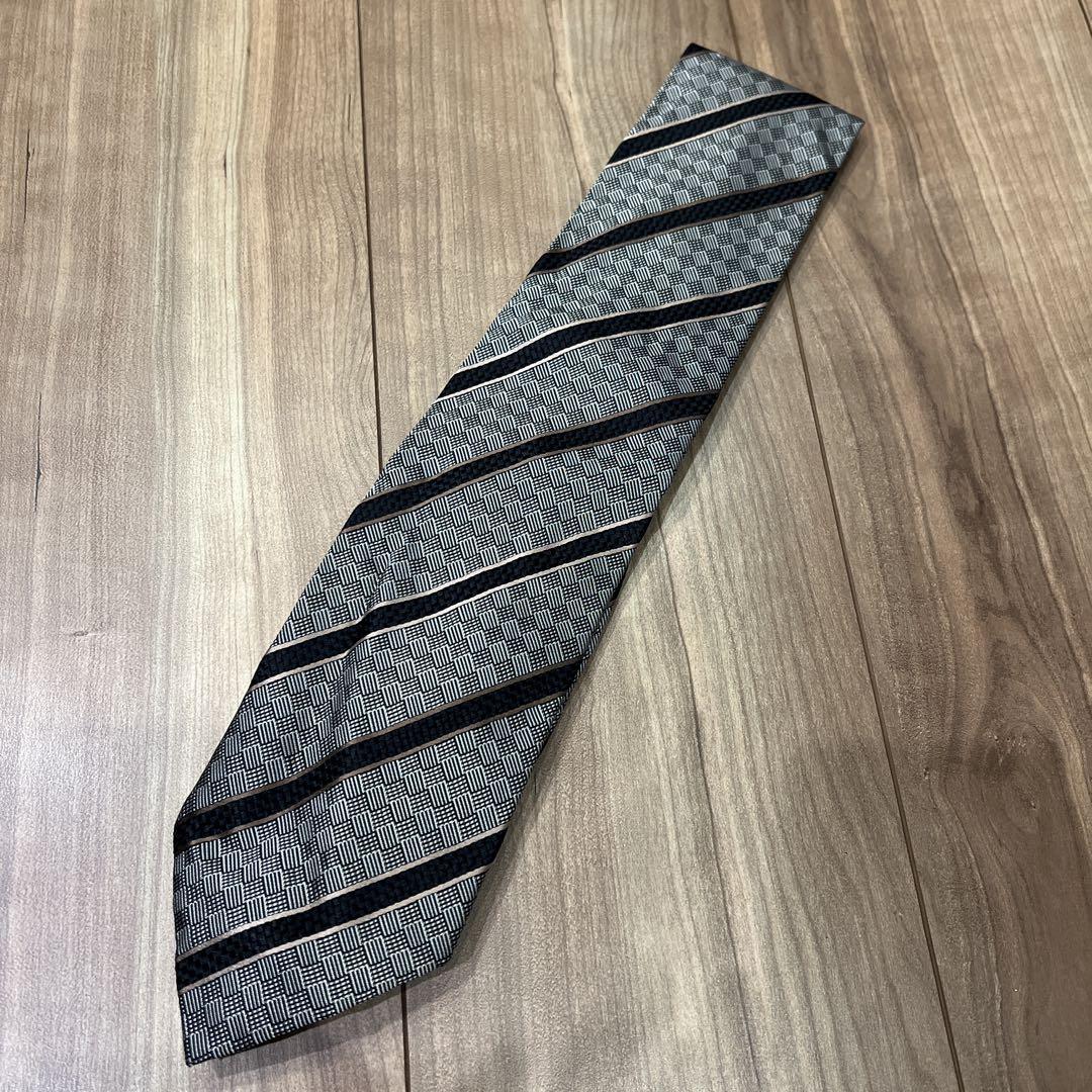 GUCCI Silk Striped Tie