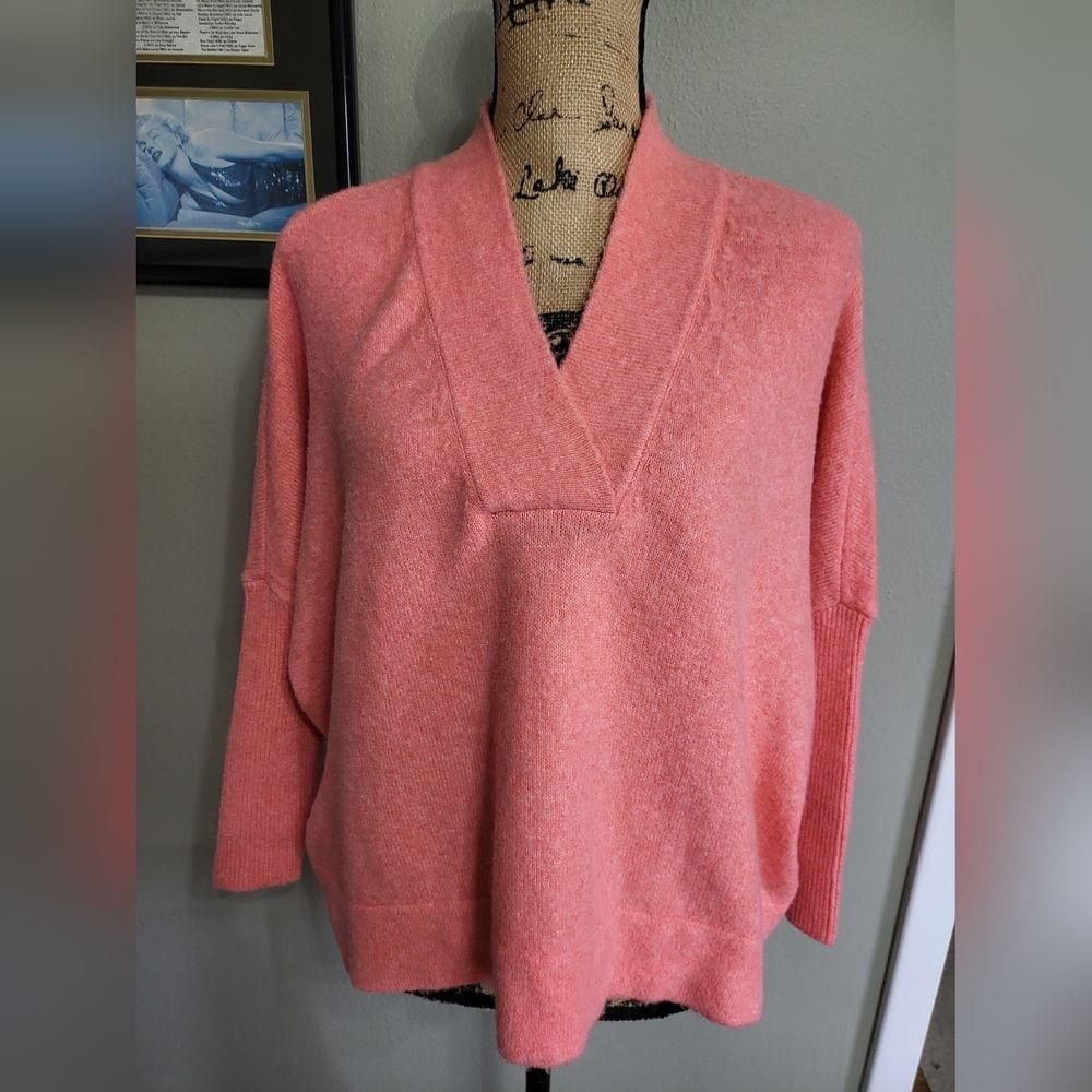 A by Anthropology oversized pullover super soft v-neck cropped sweater
