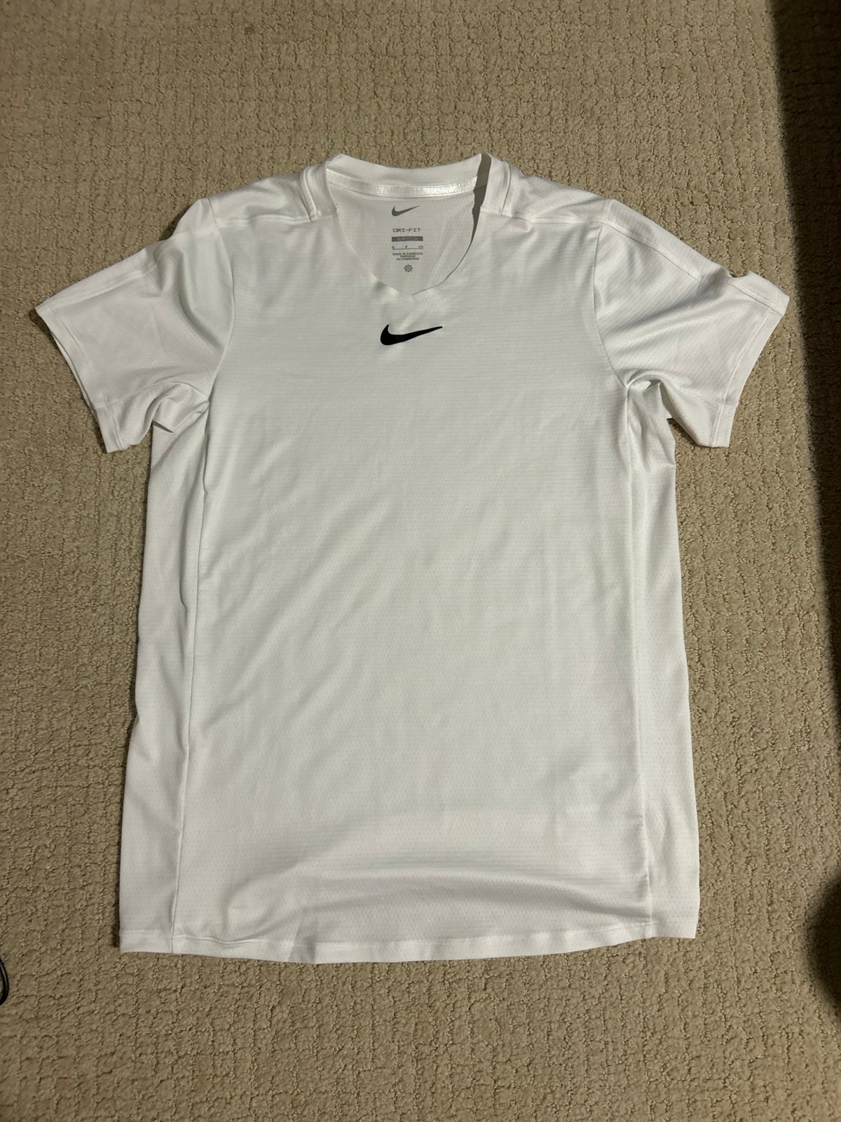 BRAND NEW NIKECOURT SLAM T SHIRT, MSRP:90