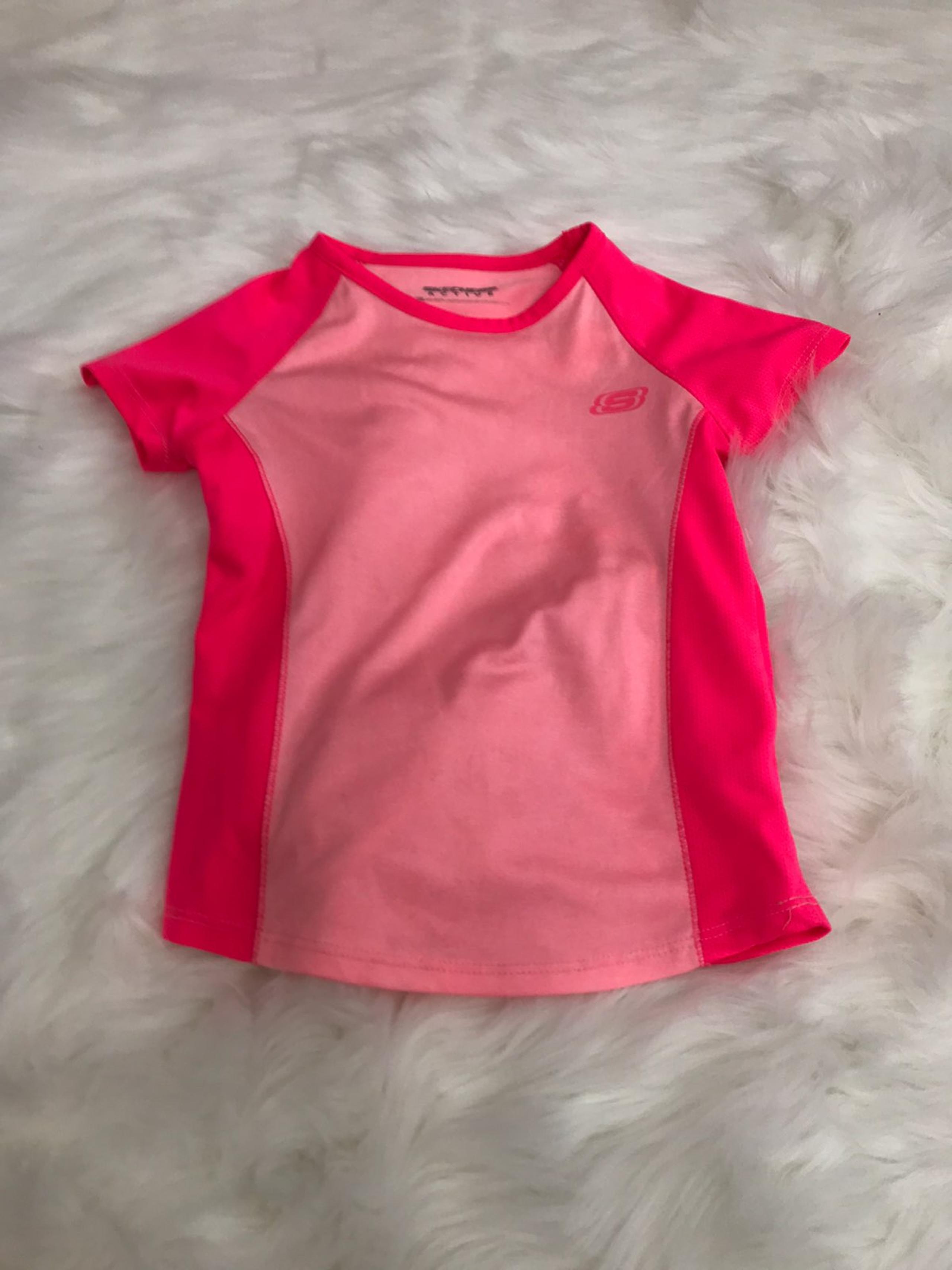 Pink Sketchers shirt